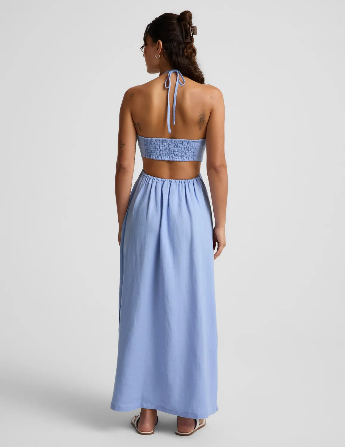Beyond Yoga SoftWash Linen Halter maxiklänning pastellblå