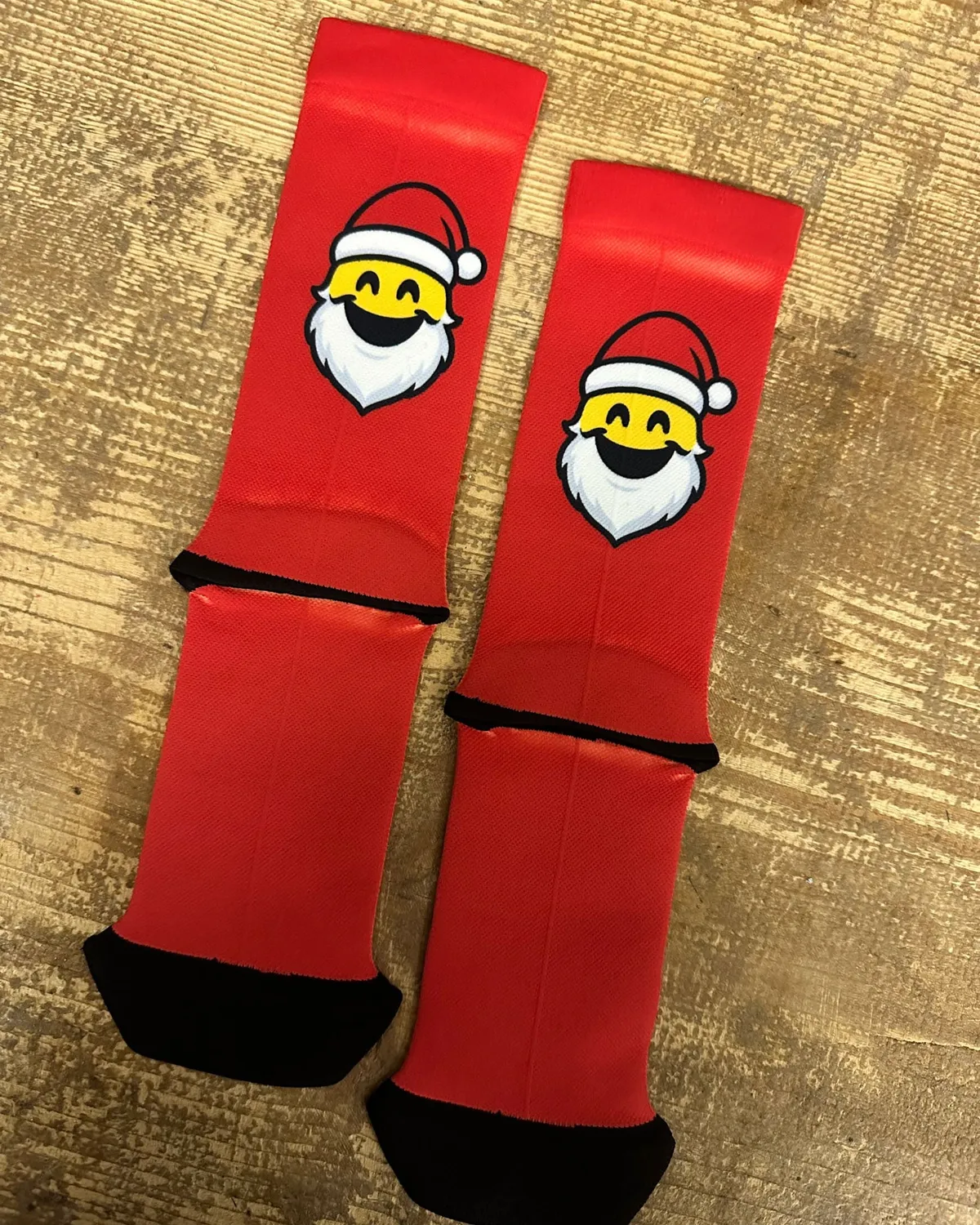 MB Wear Fun Evo Babbo Red Kids barnstrumpor jul