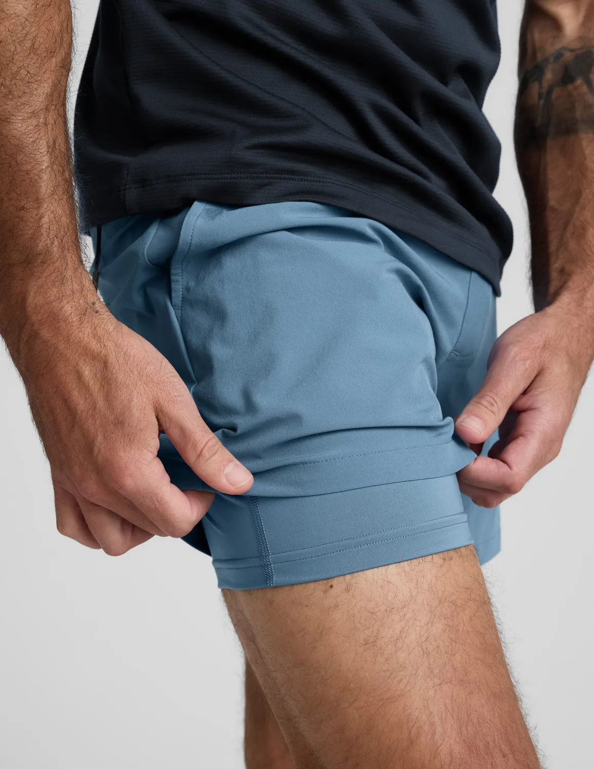 Beyond Yoga Pivotal 2.0 lined shorts 5 tum Harbor Blue
