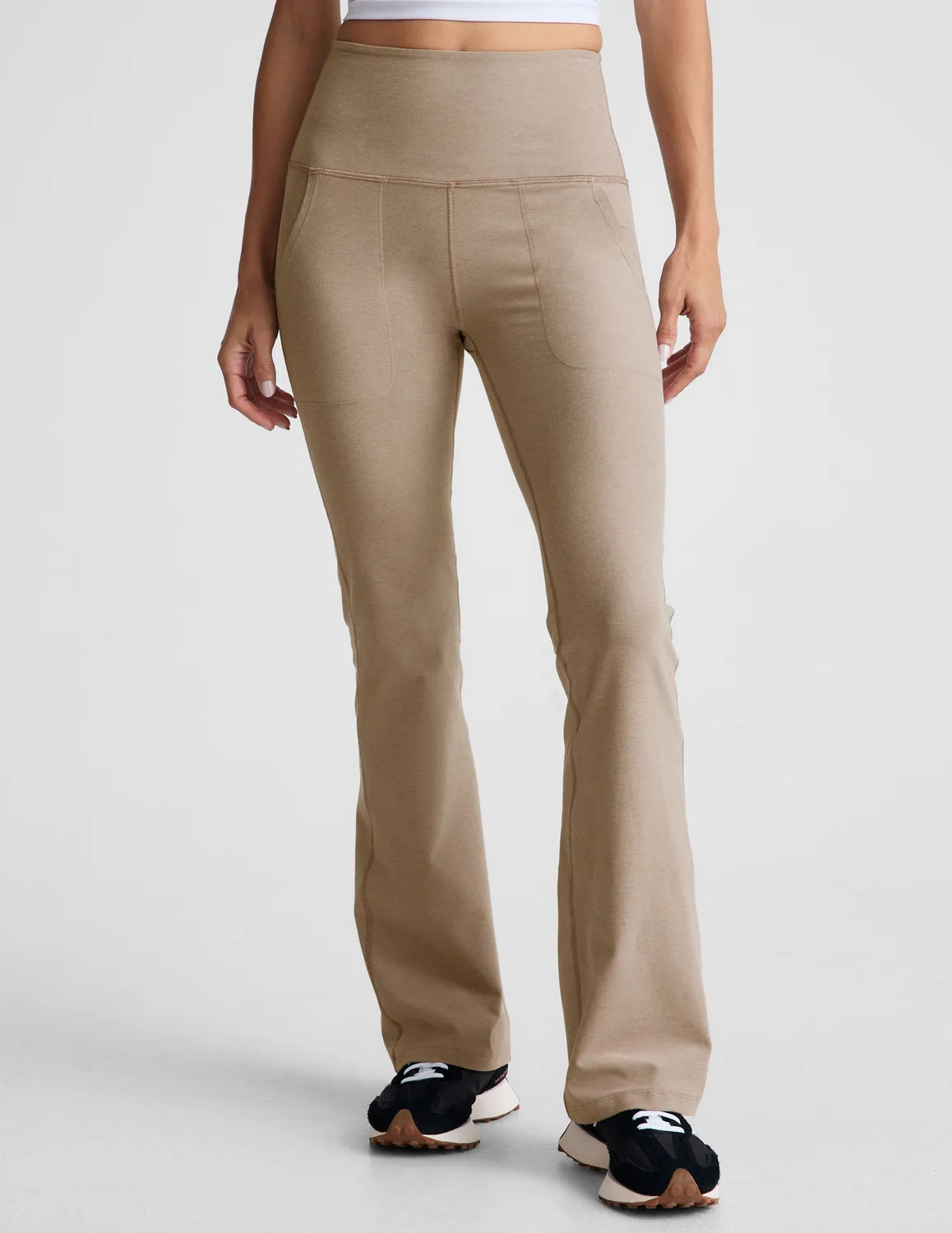 Beyond Yoga Spacedye High Waisted Practice Pocket Bootcut Pant 31" träningsbyxor Birch Heather
