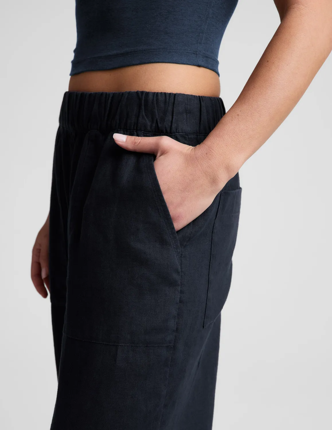Beyond Yoga SoftWash Linen Easy Wide Leg Pant 29" byxor Nocturnal Navy