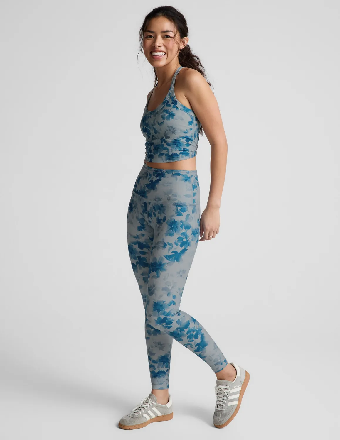 Beyond Yoga SoftMark On The Up linne Daydream Meadow sport-bh