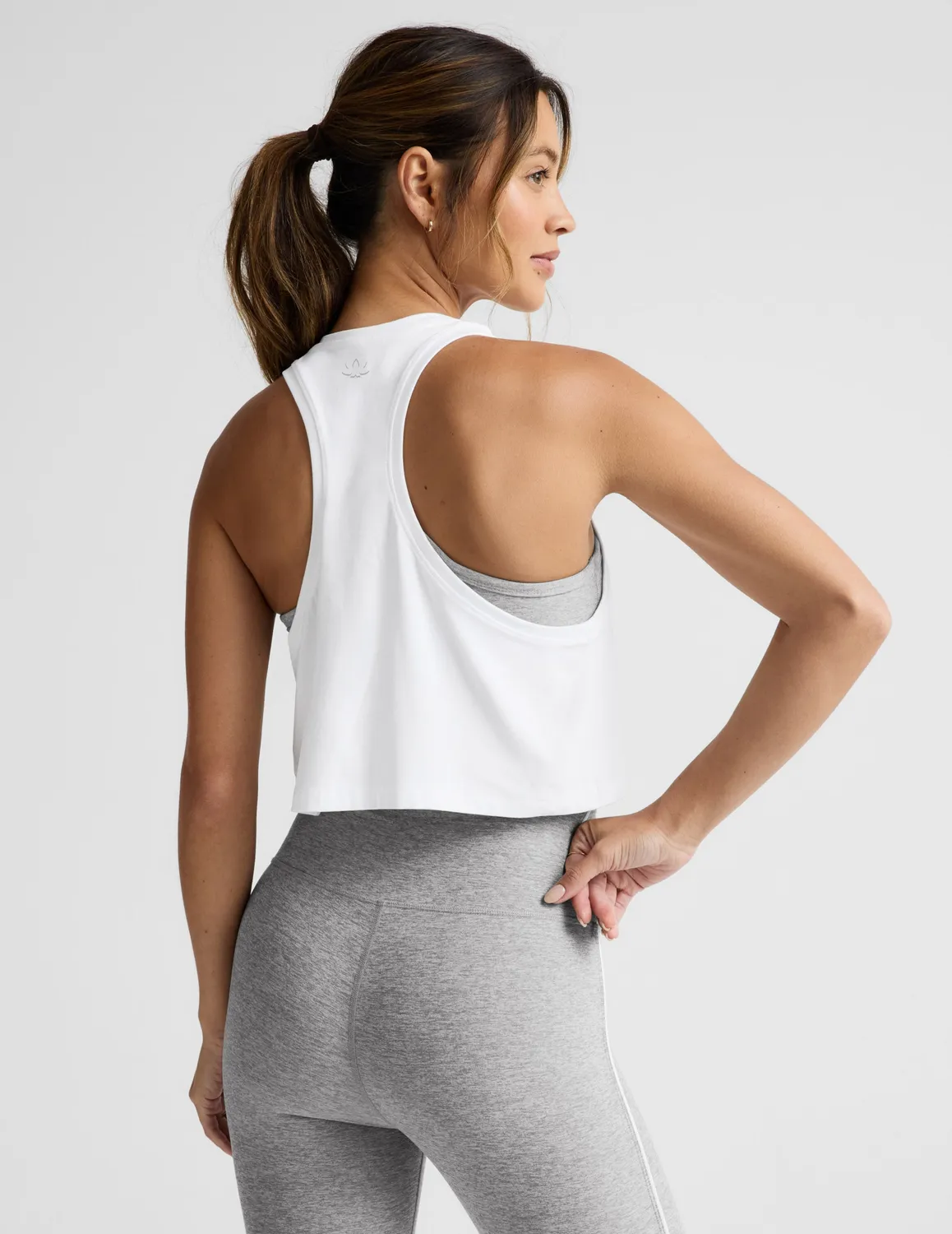 Beyond Yoga Featherweight Rebalance Croppat Linne Cloud White