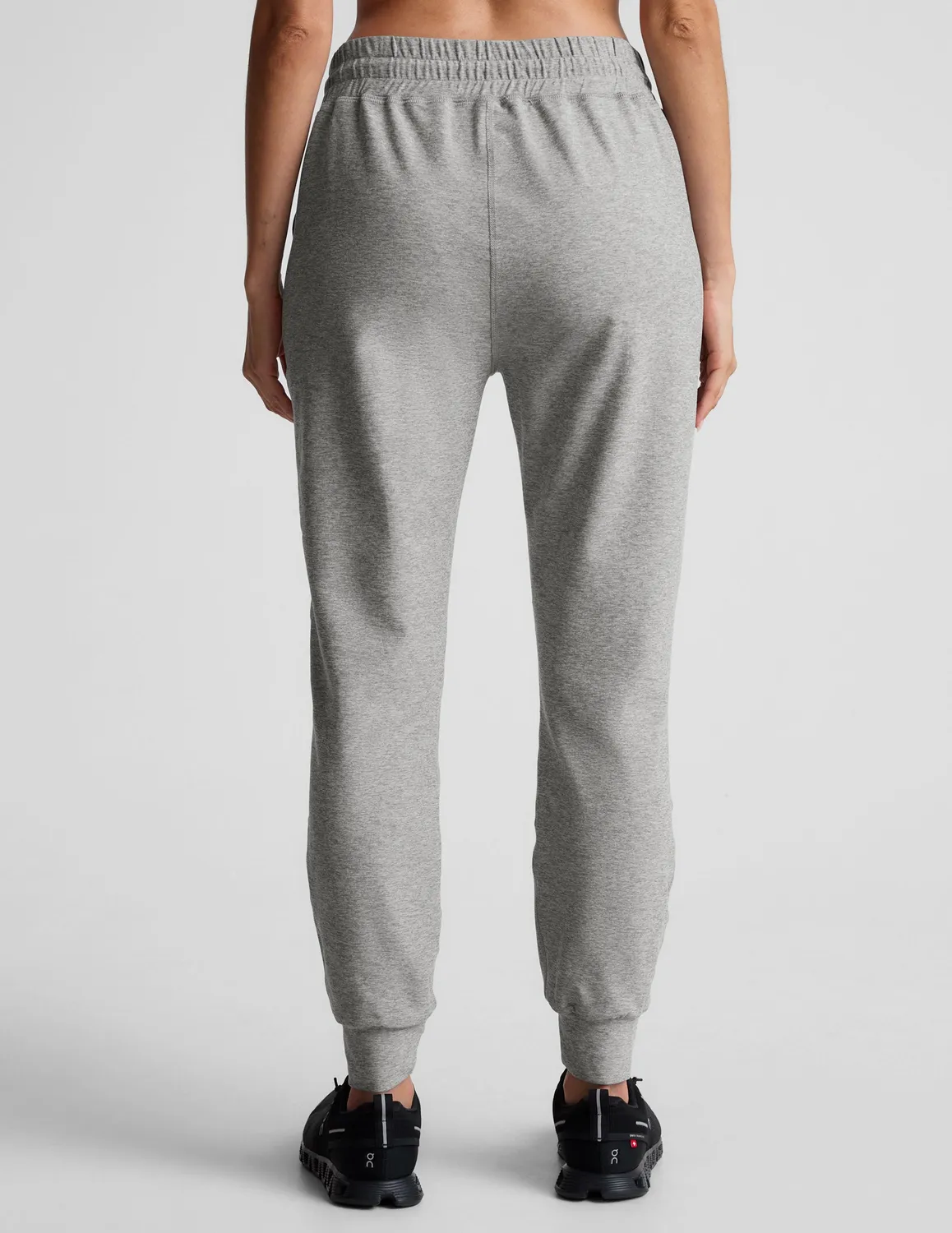 Beyond Yoga Spacedye Commuter Midi Jogger silver mist smal