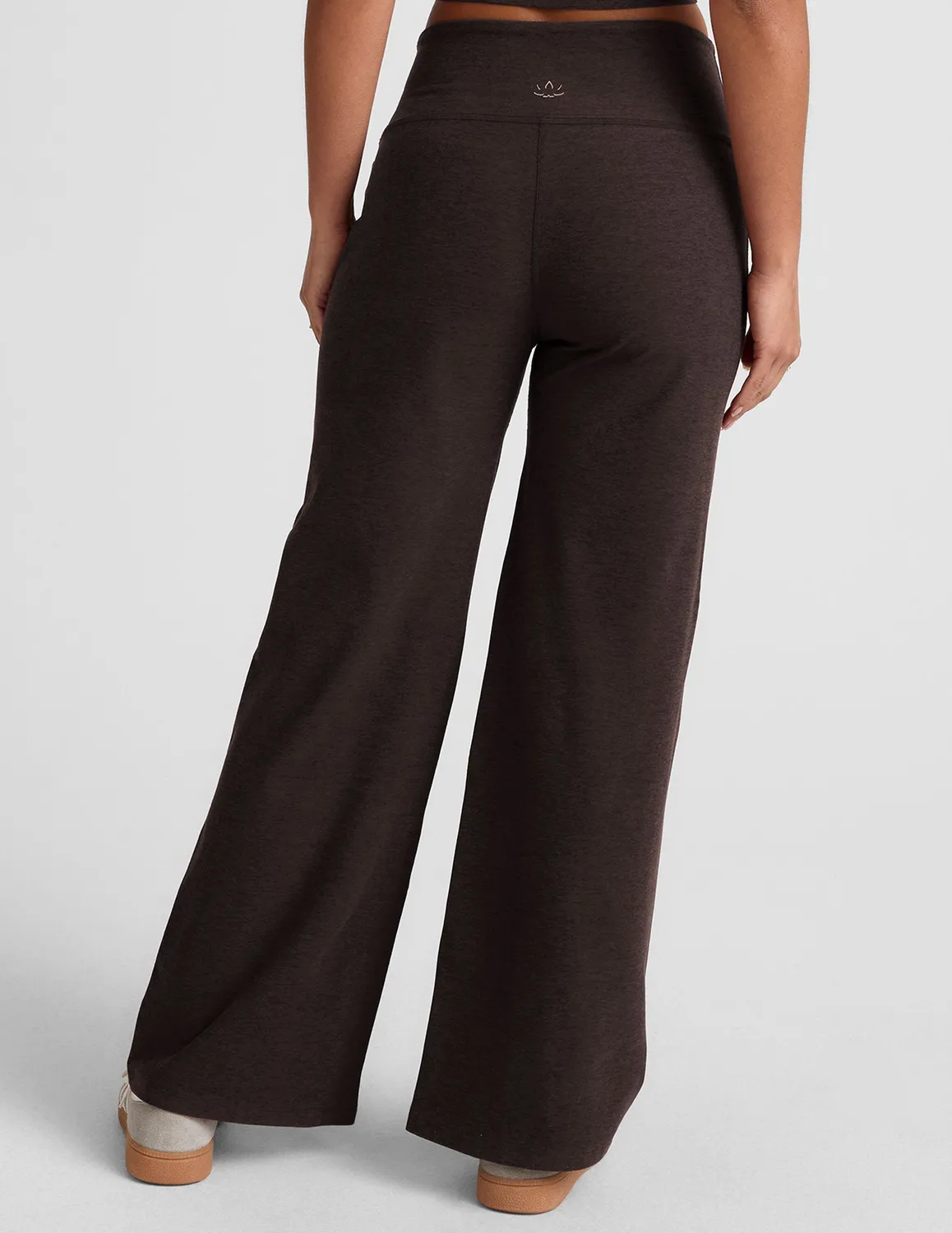 Beyond Yoga Spacedye Laid Back Wide Leg Pant 31 byxor Dark Chocolate