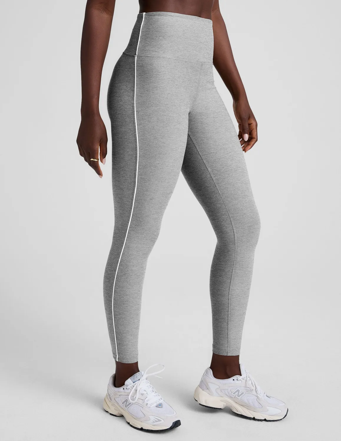 Beyond Yoga Spacedye Ready Midi Legging Silver Mist ljusgrå