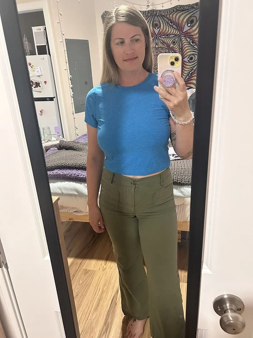 Beyond Yoga Featherweight Cropped Tee t-shirt Darkest Night lätt