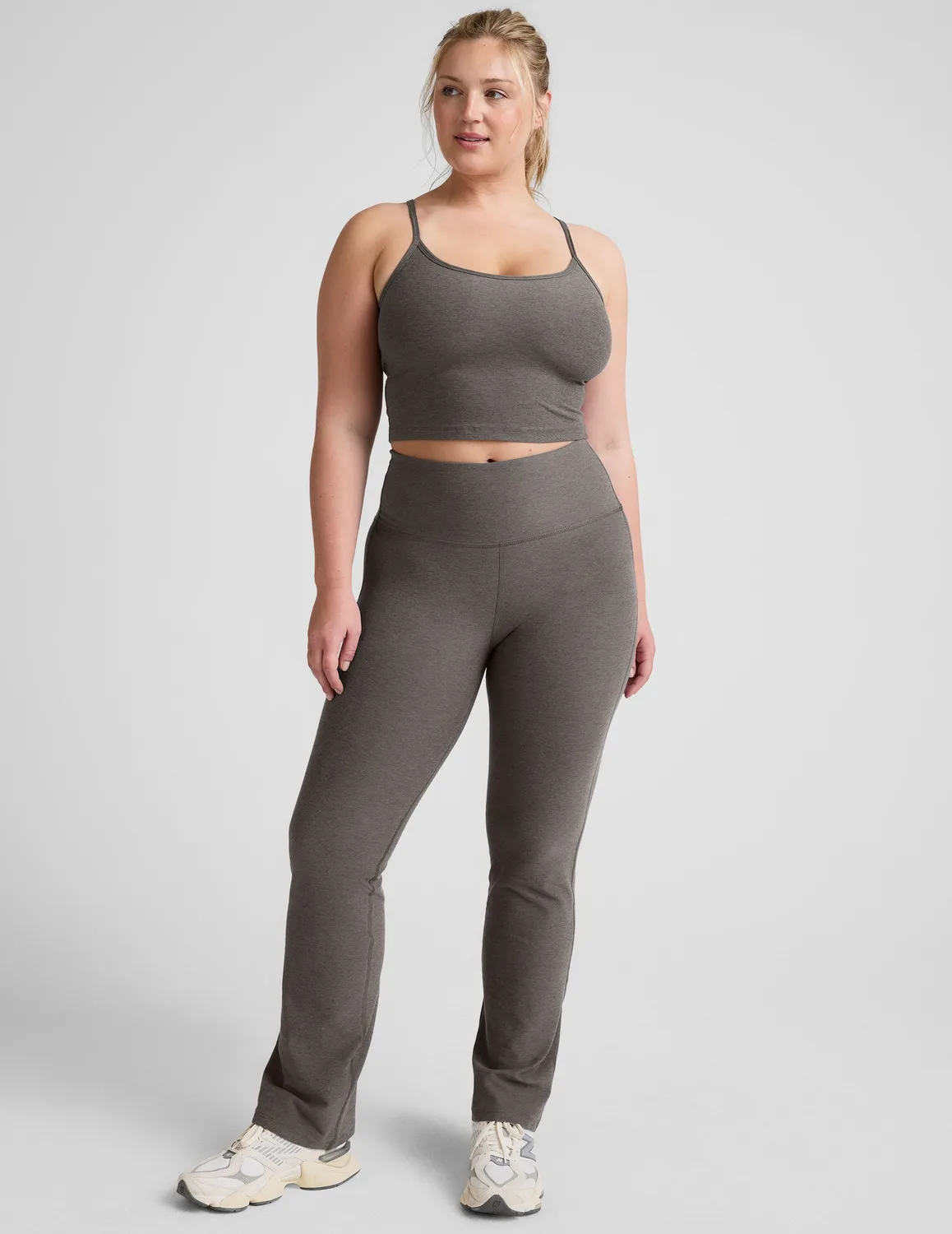 Beyond Yoga Spacedye Practice Bootcut Pant träningsbyxor True Gray