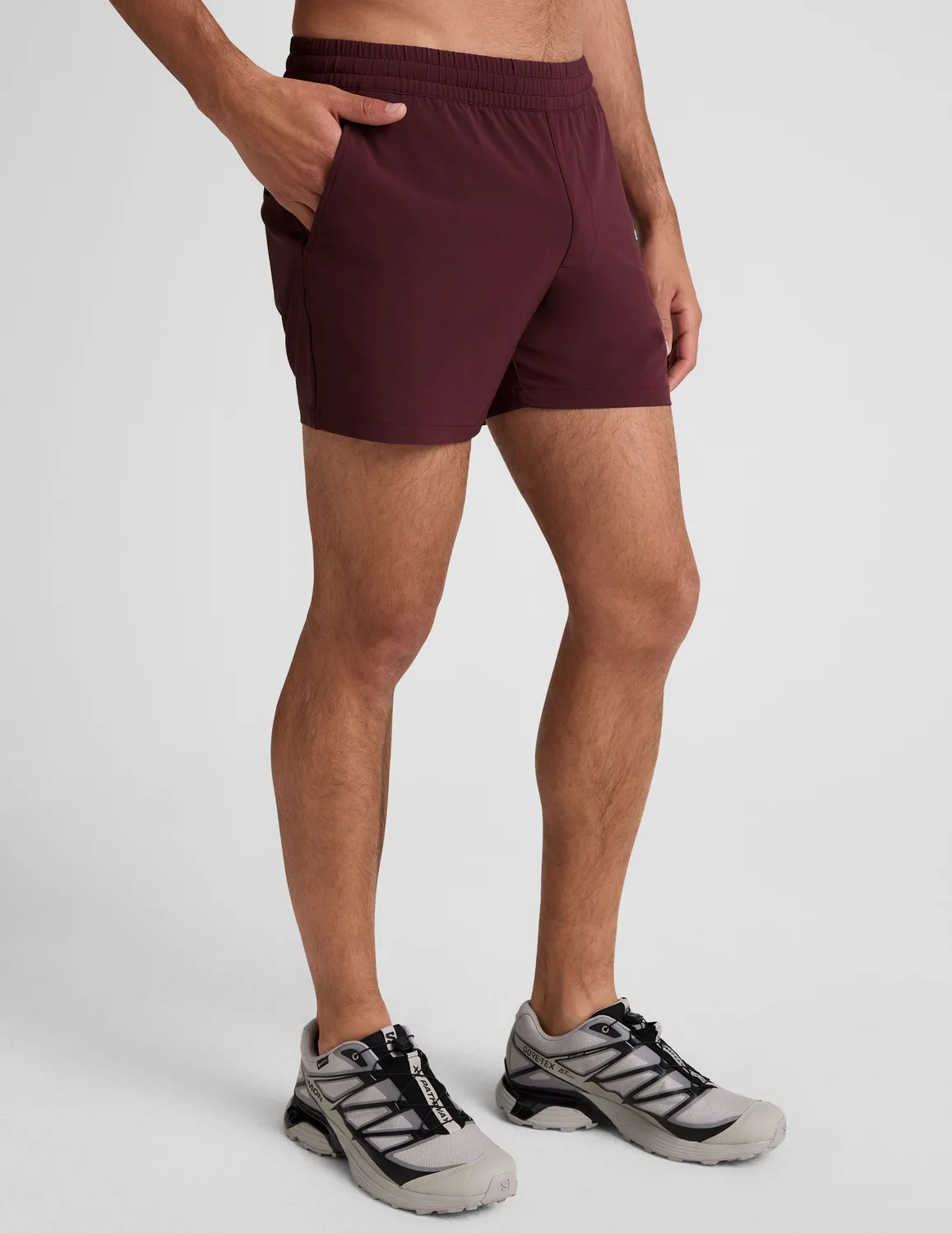 Beyond Yoga Pivotal 2.0 Men's Short 5" träningsshorts Deep Maroon löp