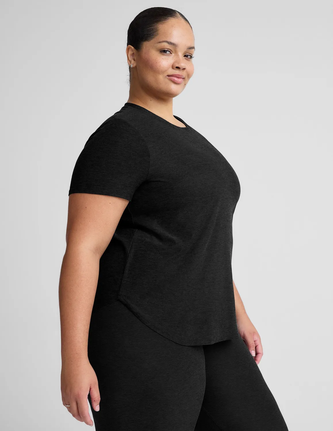 Beyond Yoga Featherweight On The Down Low t-shirt Darkest Night