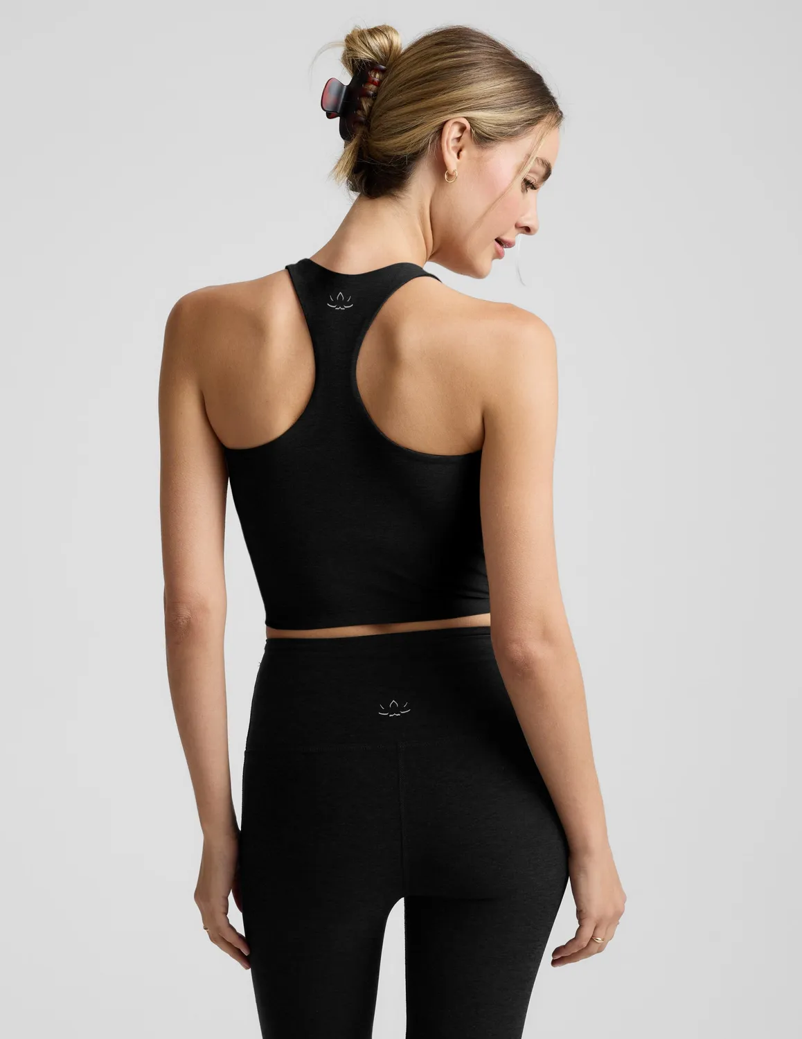 Beyond Yoga Spacedye High Neck Cropped Tank linne Darkest Night med bh