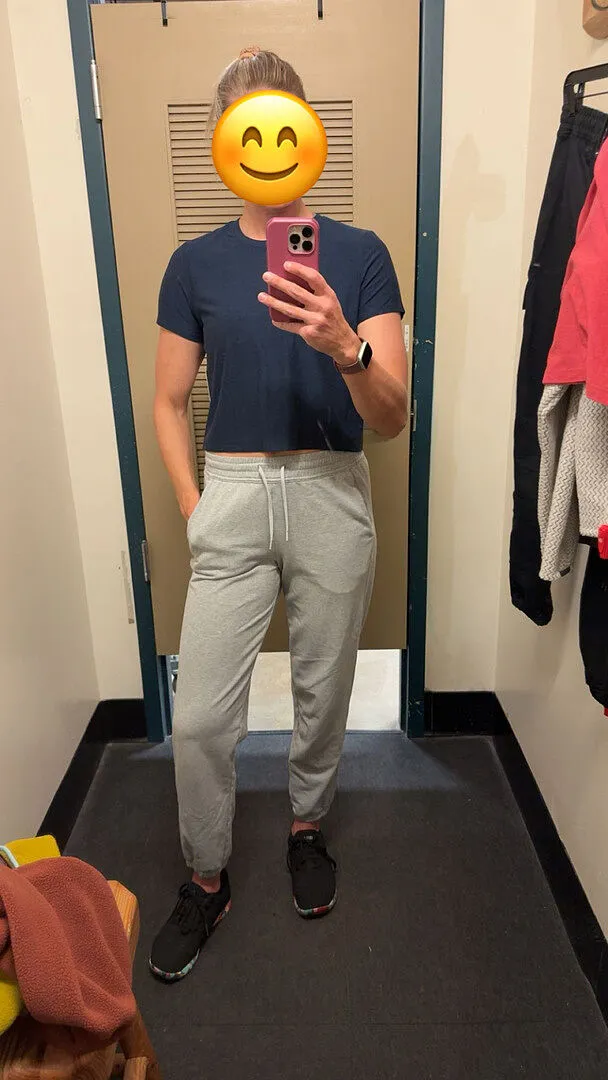 Beyond Yoga Featherweight Supreme Cropped topp True Gray Heather lätt