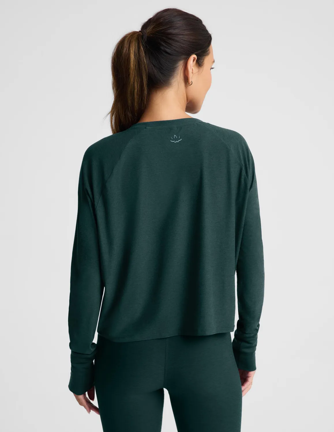 Beyond Yoga Featherweight Daydreamer Pullover långärmad tröja mörkgrön len