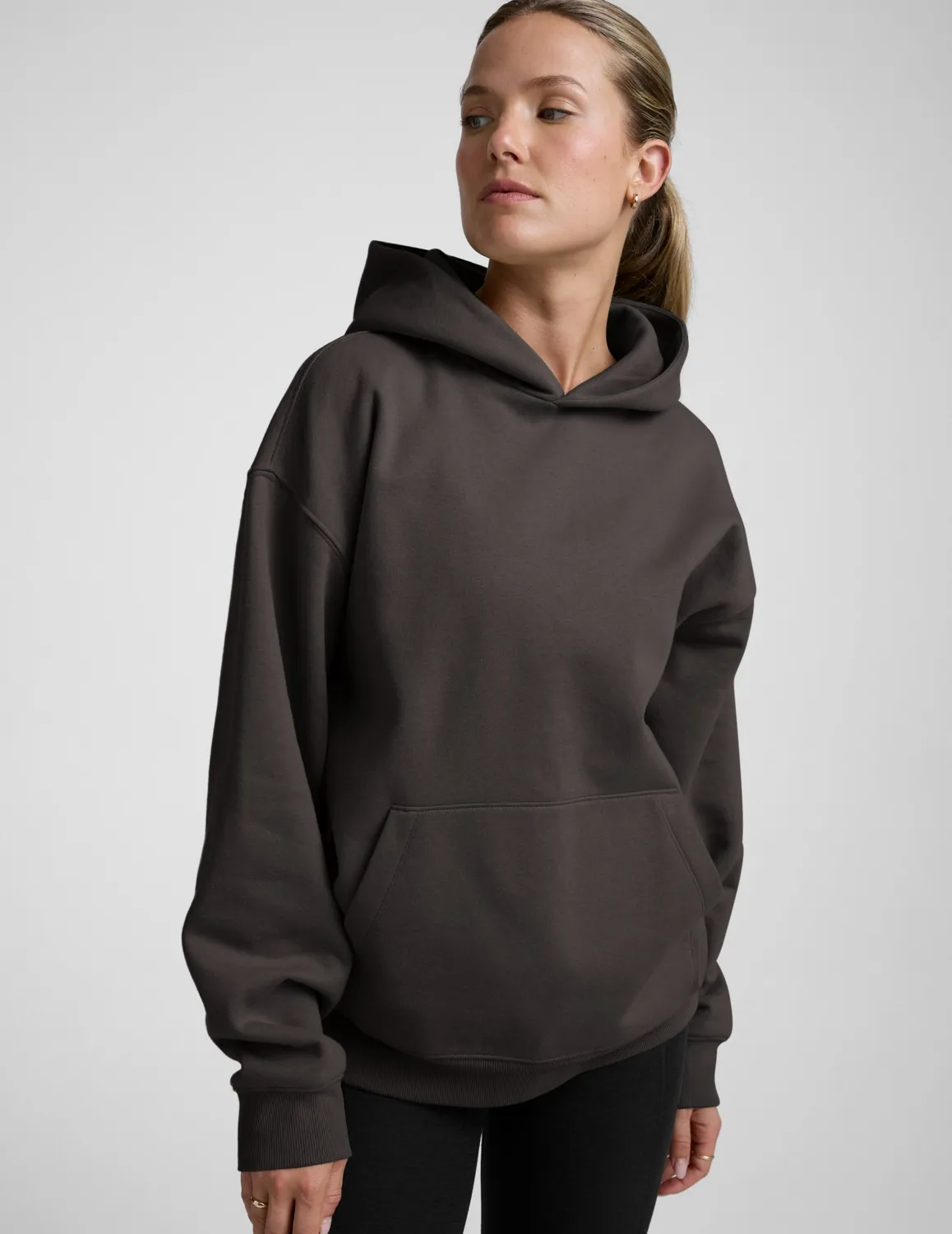 Beyond Yoga LuxeFleece Classic hoodie slate brown mjuk