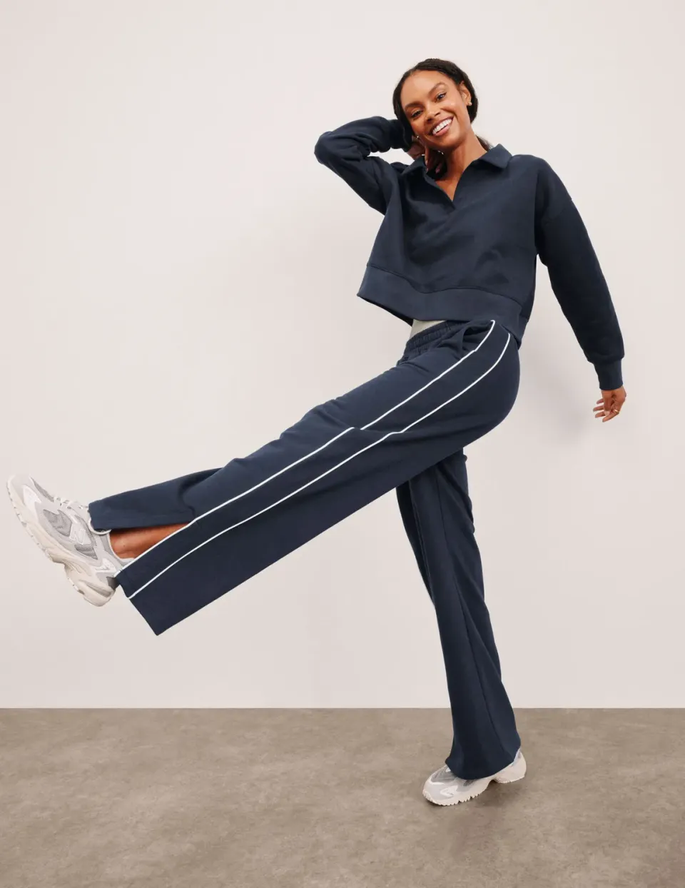 Beyond Yoga LuxeFleece Piper Wide Leg mjukisbyxor Navy