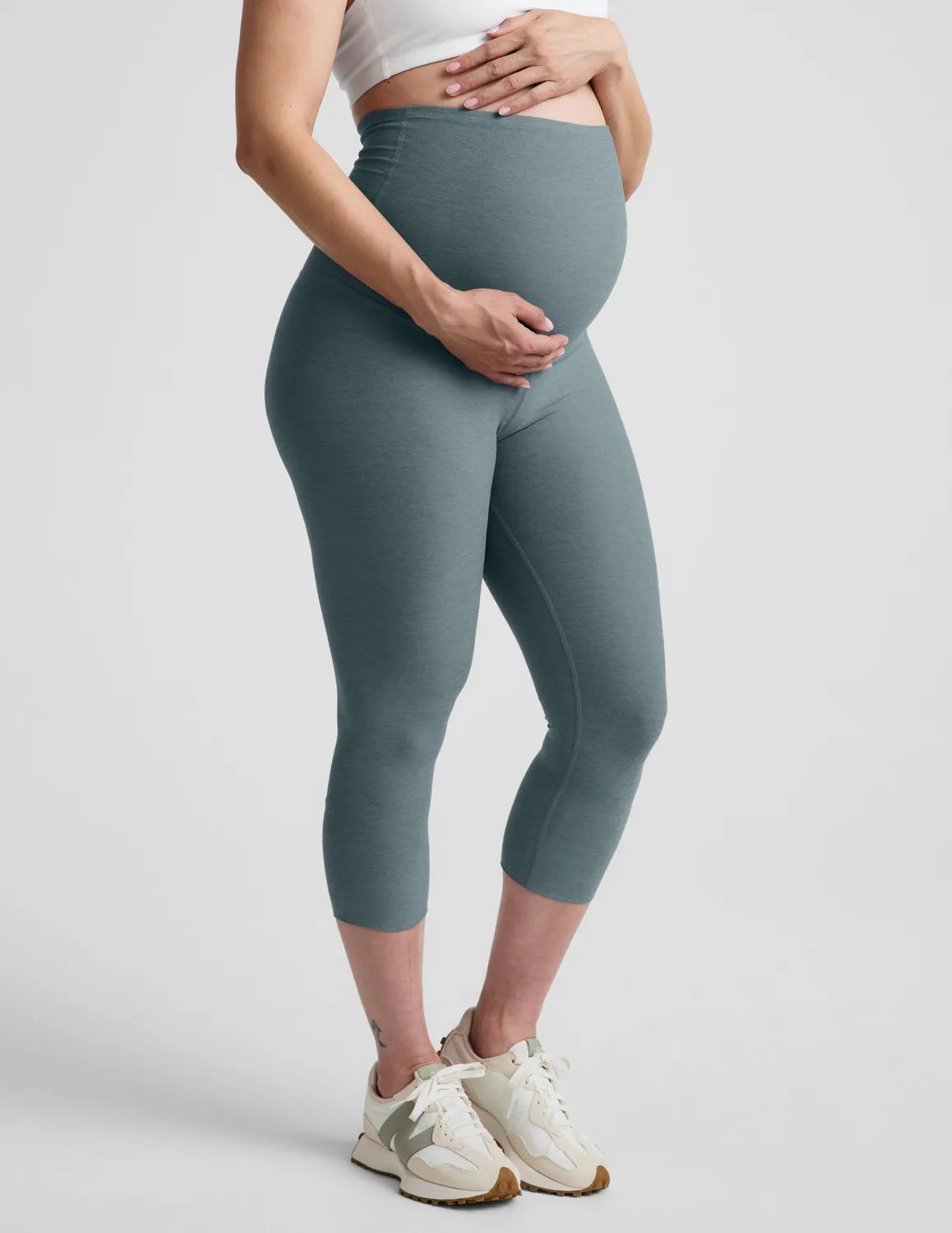 Beyond Yoga Spacedye Love The Bump Maternity 20.5" Capri Legging Storm Heather