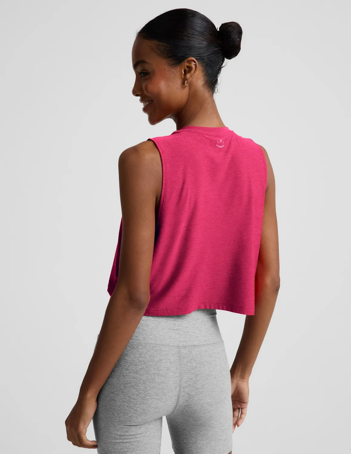Beyond Yoga Featherweight Minimal Cropped Tank linne Berry Red Heather lös