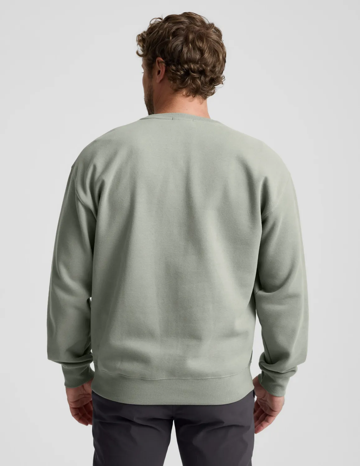 Beyond Yoga LuxeFleece Crewneck sweatshirt Grey Sage relaxed