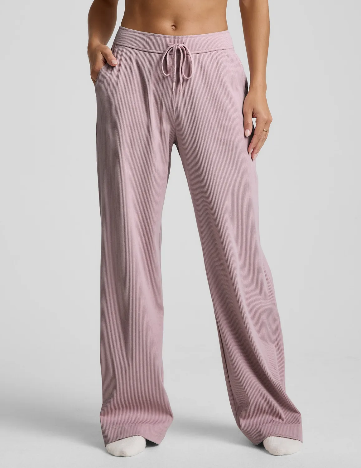 Beyond Yoga Breathe Easy Comfort Cord Pant byxor Pale Pink vida