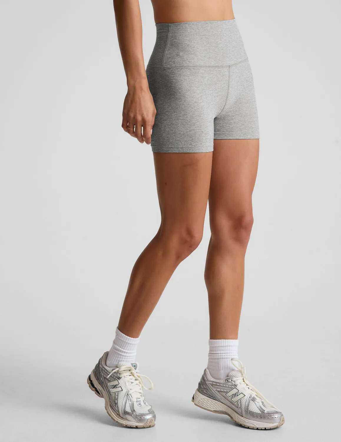 Beyond Yoga Spacedye Keep Pace 3" Short träningsshorts Silver Mist