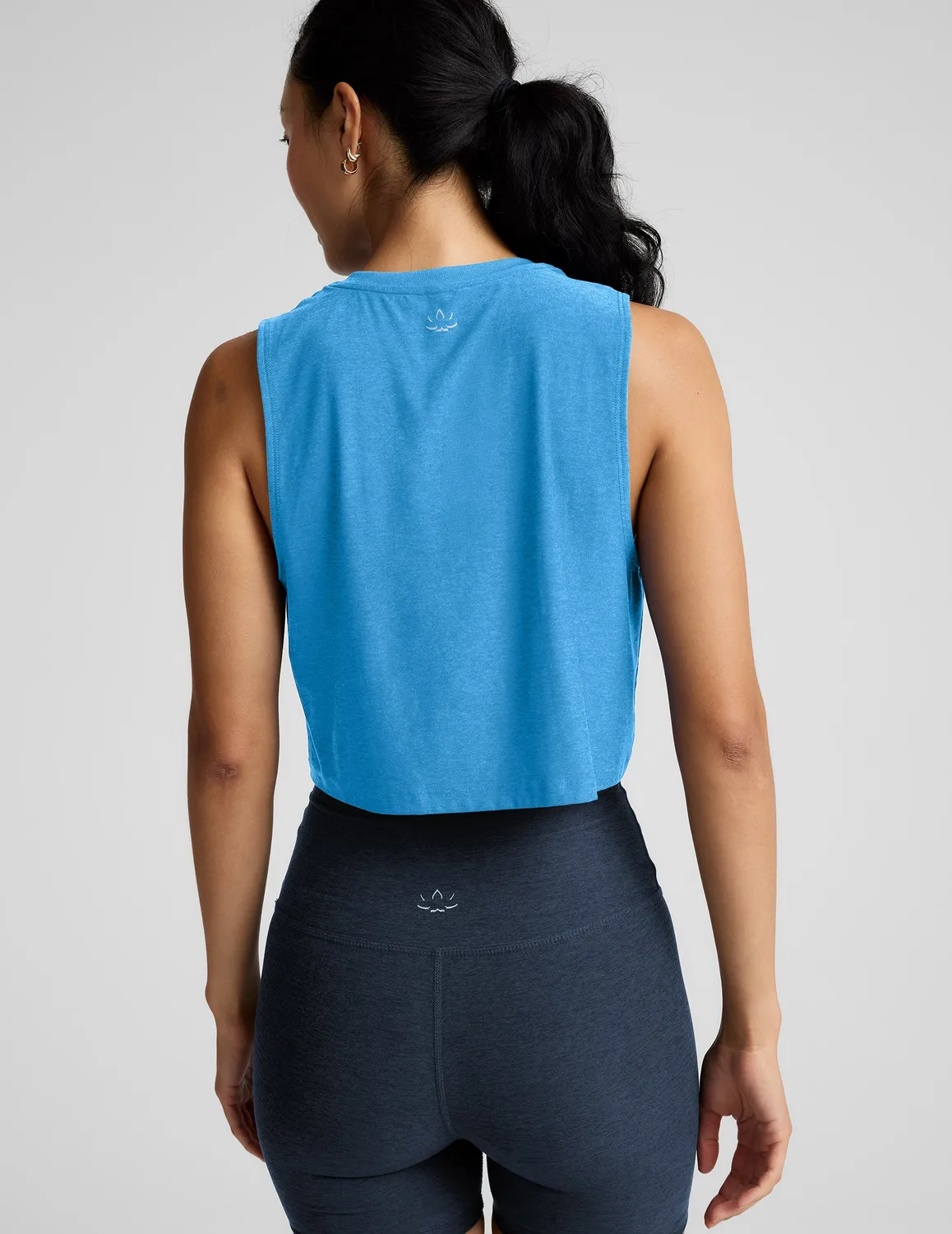 Beyond Yoga Featherweight Minimal Cropped Tank linne Malibu Lagoon Heather sval