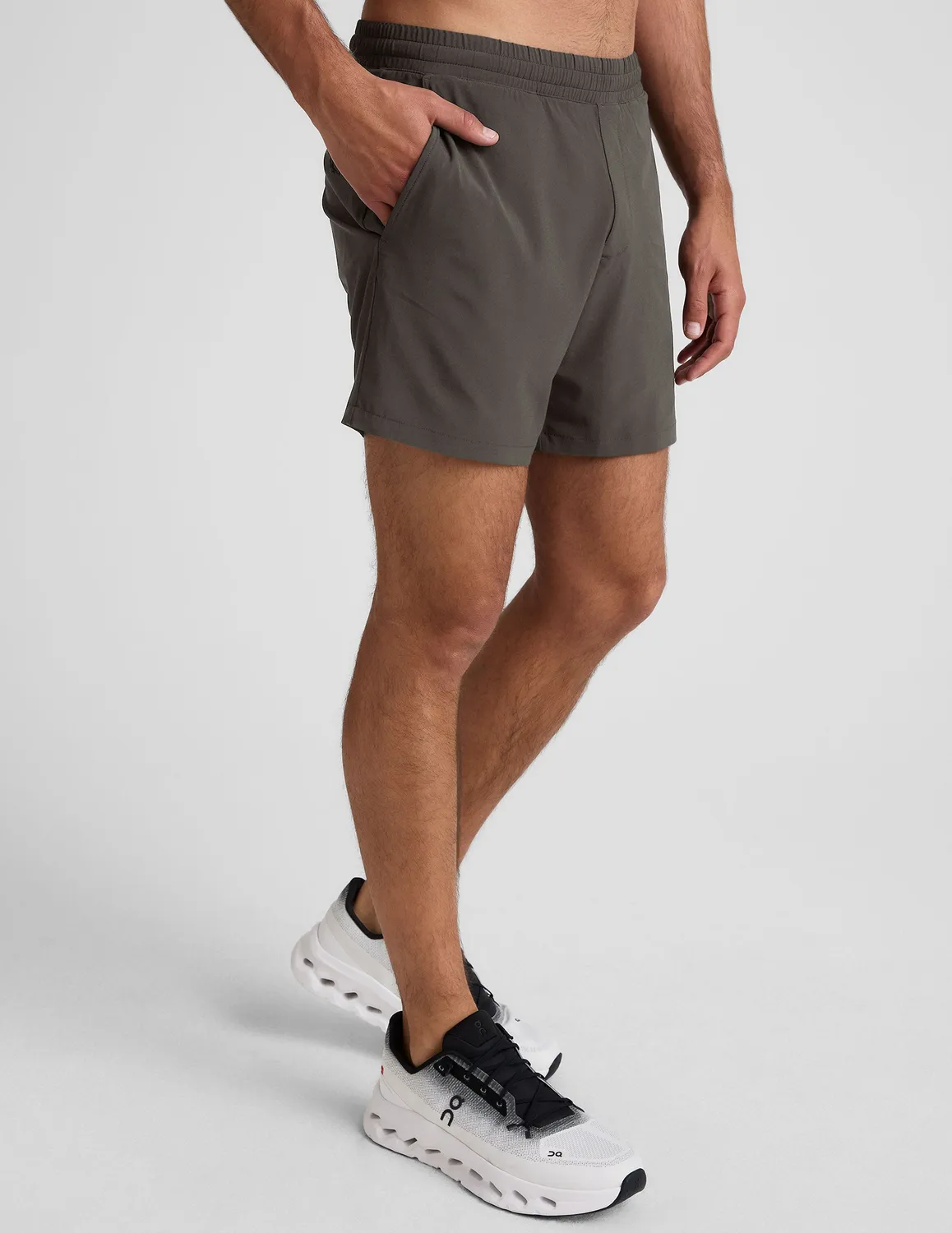 Beyond Yoga Pivotal 2.0 träningsshorts 7 tum Graphite