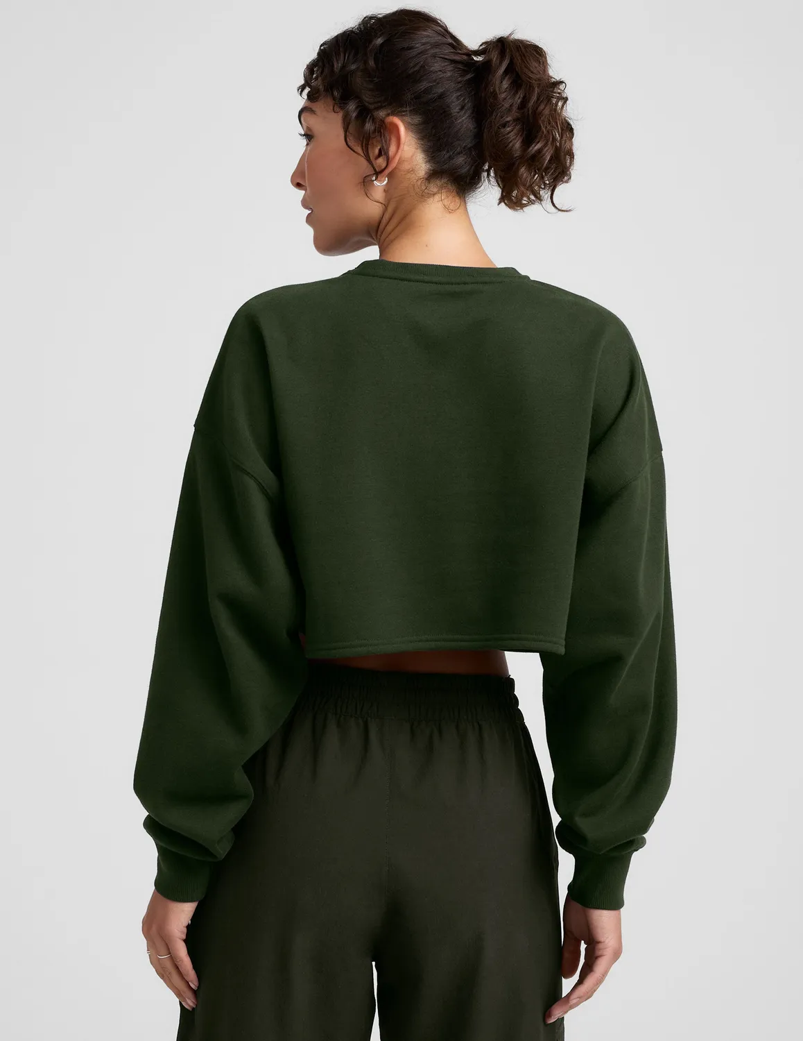 Beyond Yoga LuxeFleece Cropped Sweatshirt tröja Dark Olive