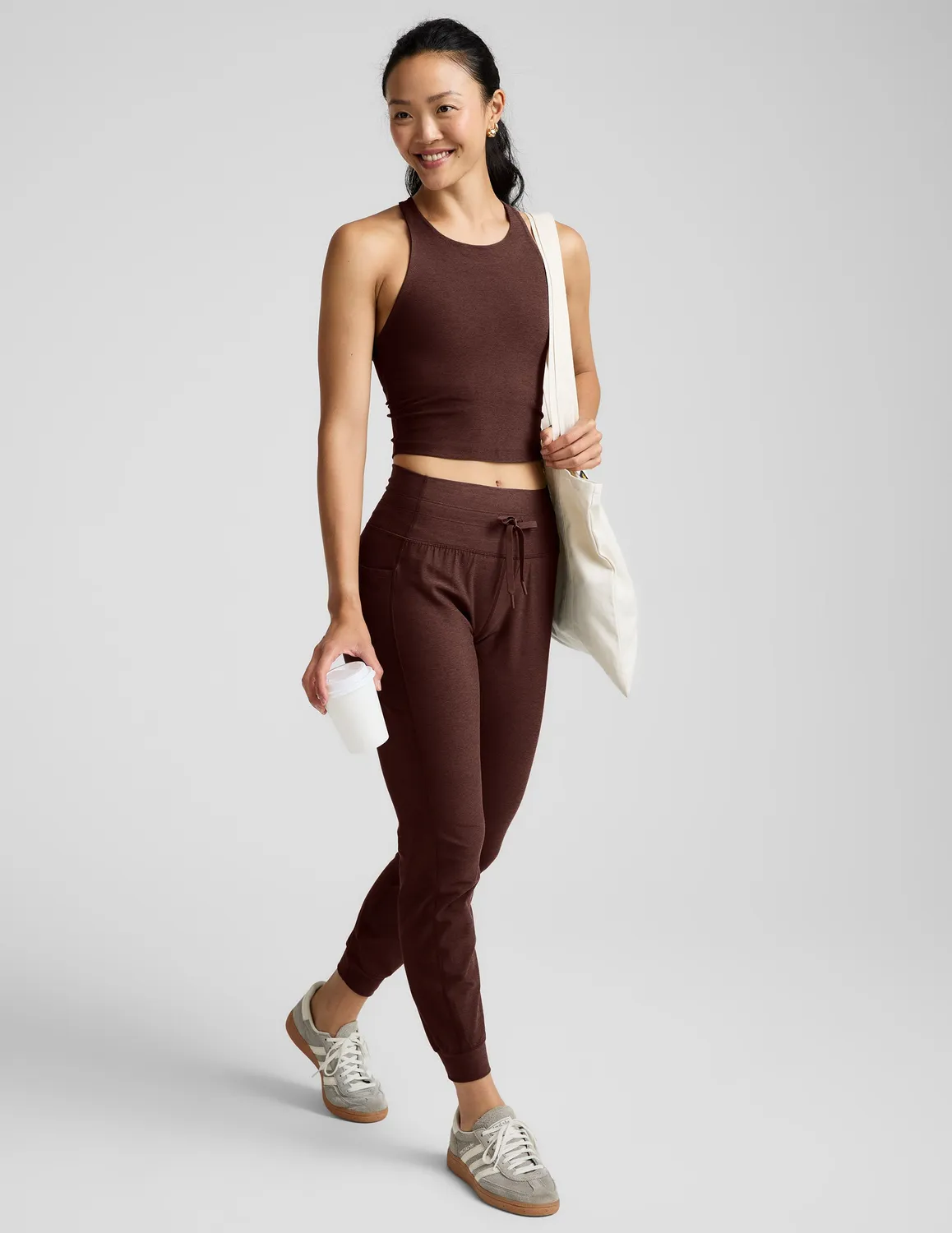 Beyond Yoga Spacedye Refocus Cropped Tank linne Iced Mocha Heather med bh