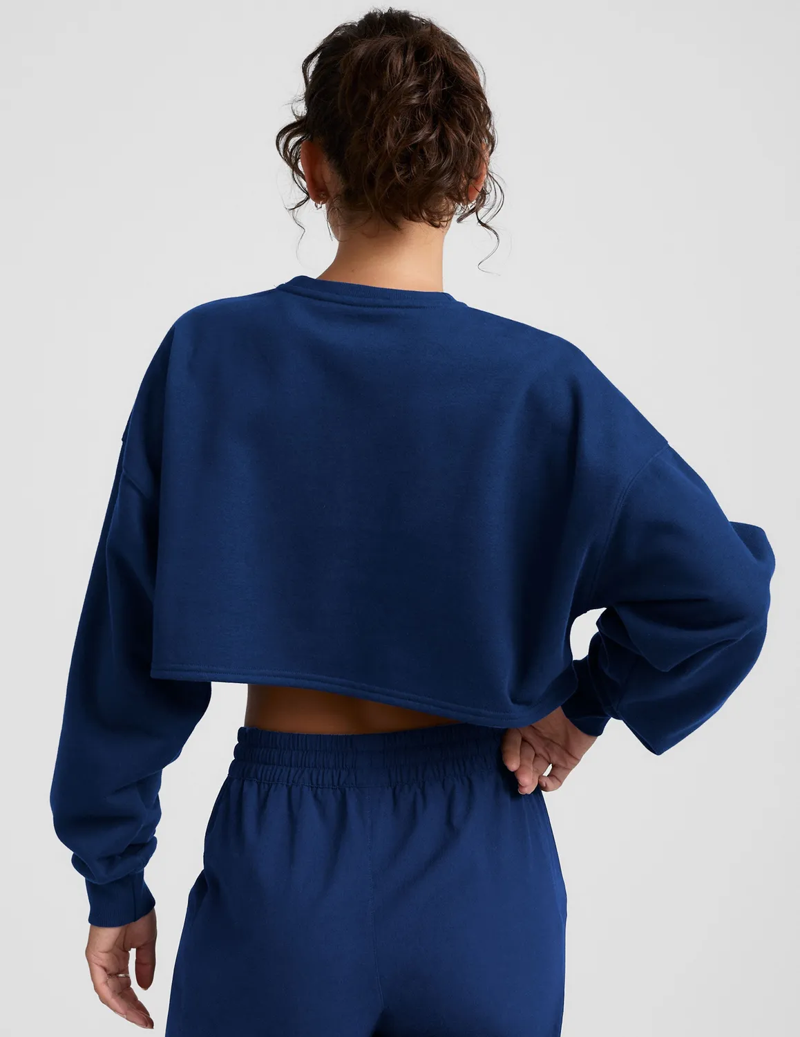 Beyond Yoga LuxeFleece Cropped sweatshirt Marine Blue blå