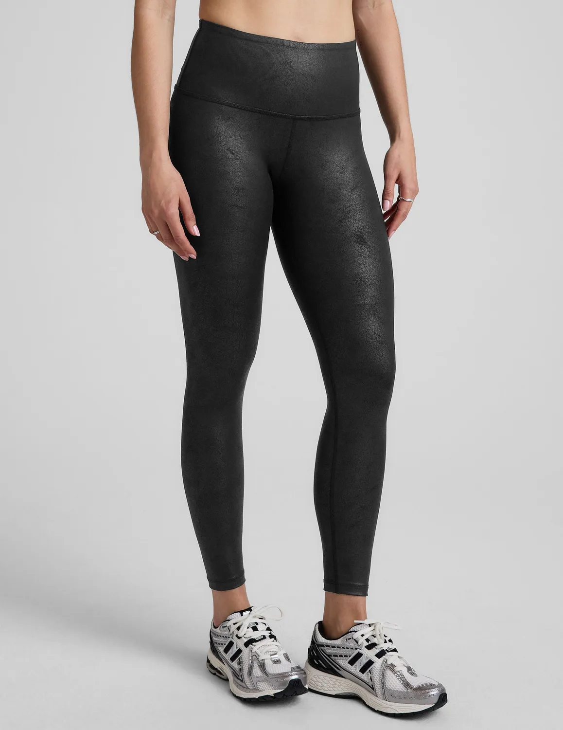 Beyond Yoga Leatherette Midi leggings Black Foil high waist