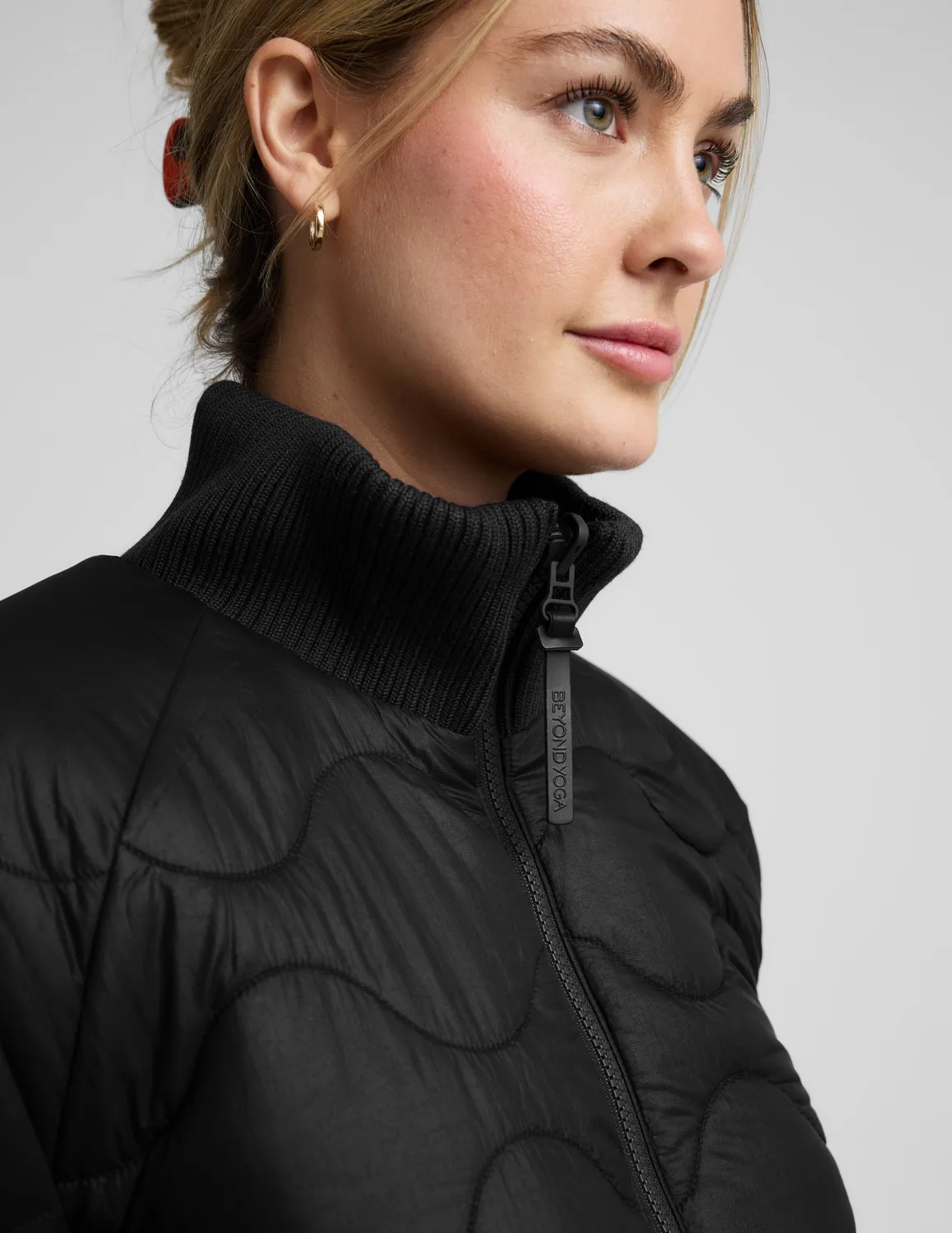 Beyond Yoga 2-Way Quilted Jacket vändbar jacka svart