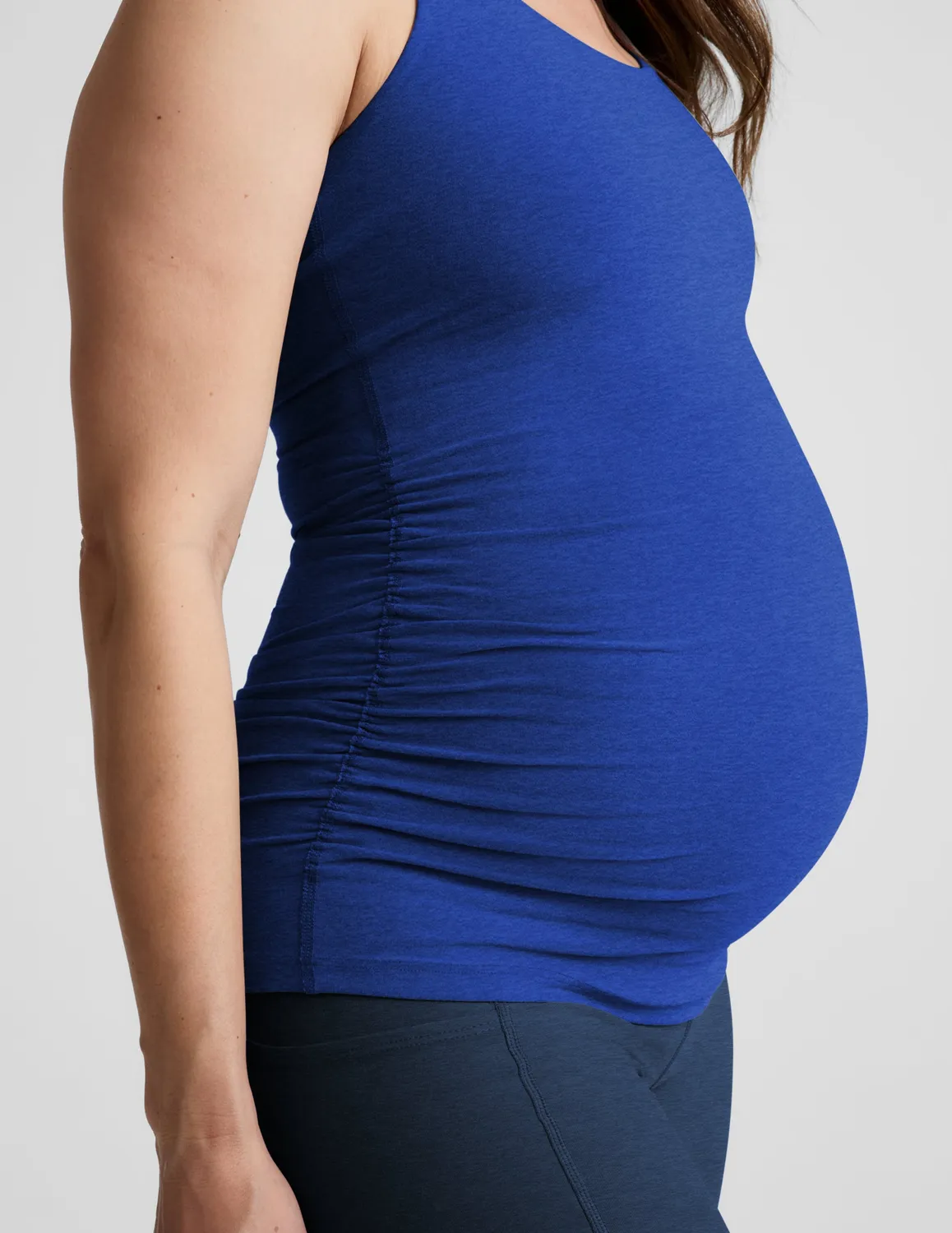 Beyond Yoga Spacedye Bases Covered Maternity Tank linne Ultra Blue Heather gravid
