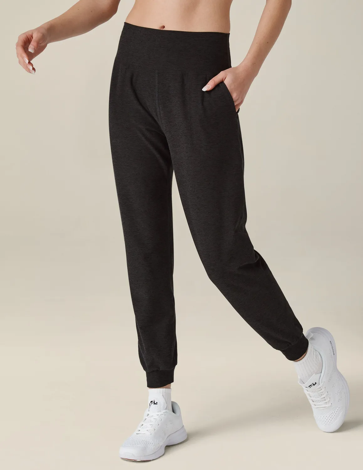Beyond Yoga Spacedye Midi Jogger mjukisbyxor Darkest Night mjuk