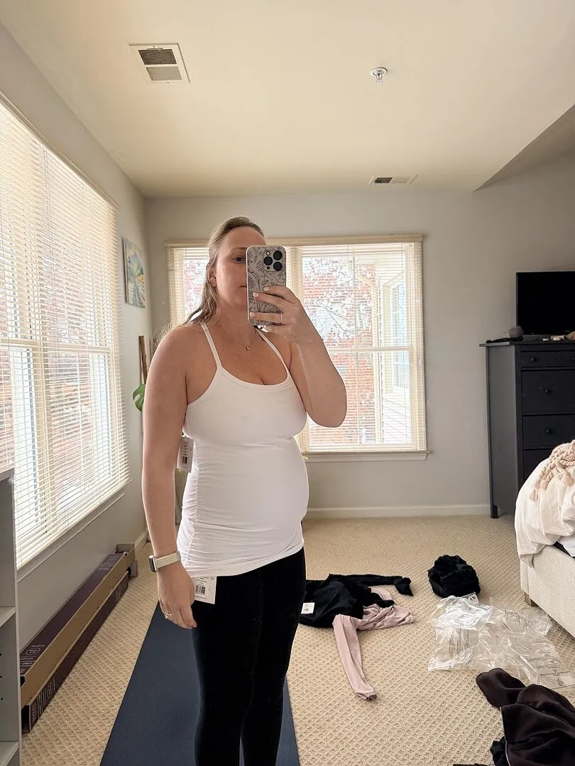 Beyond Yoga Spacedye Keep Your Cool Maternity Slim Racerback Tank linne rosa
