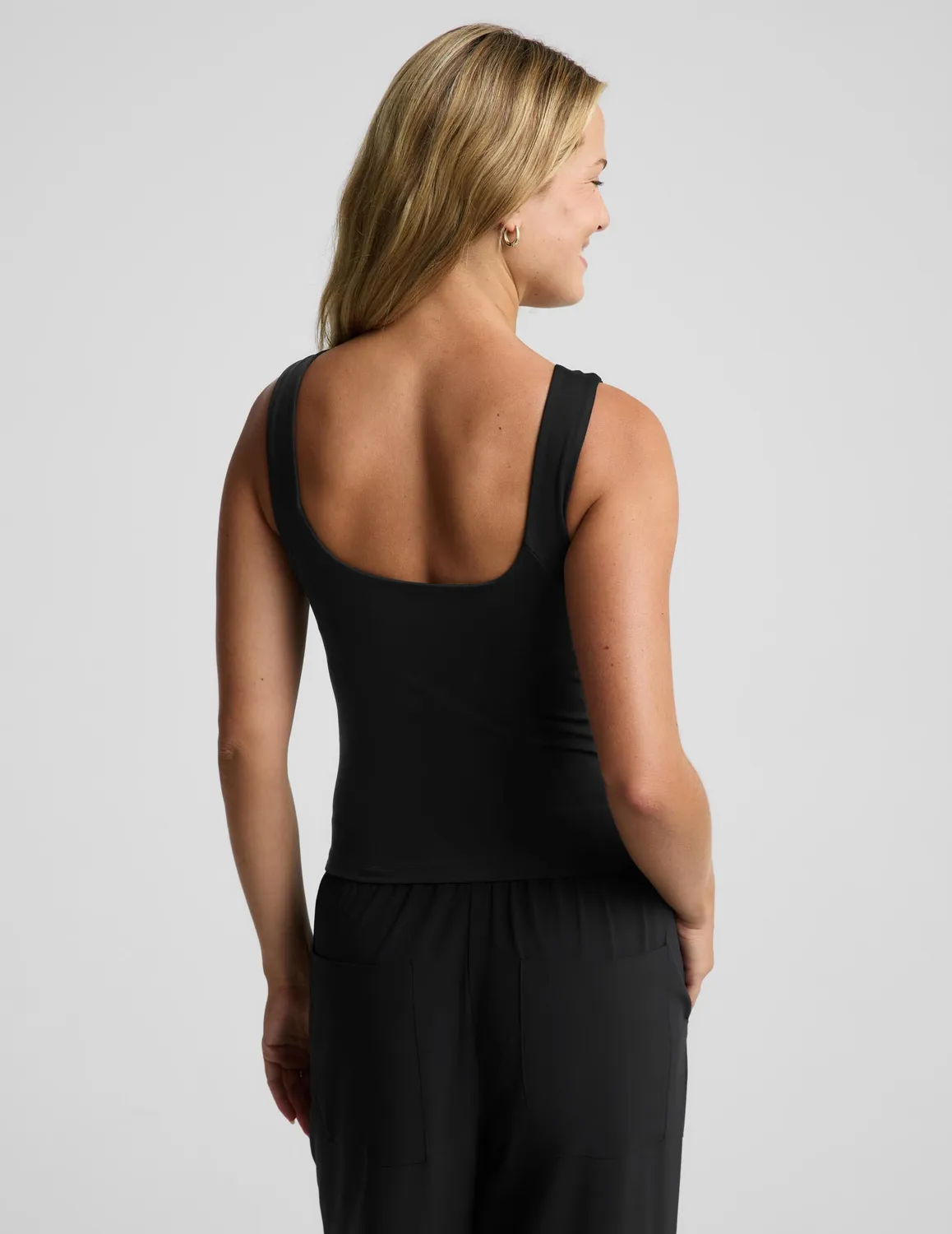 Beyond Yoga Smooth It Over Classic linne svart med bh