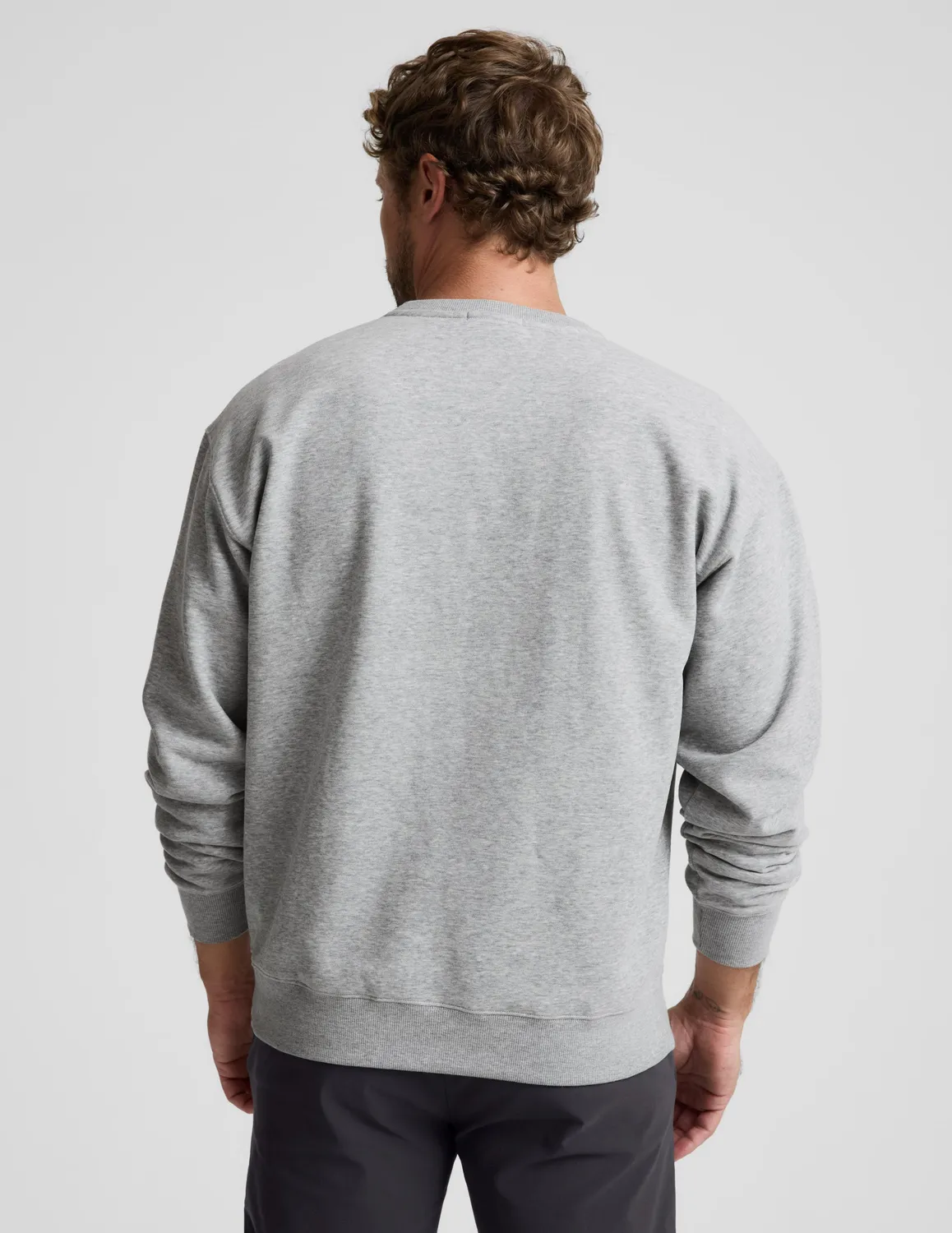 Beyond Yoga LuxeFleece Crewneck sweatshirt Light Heather Gray