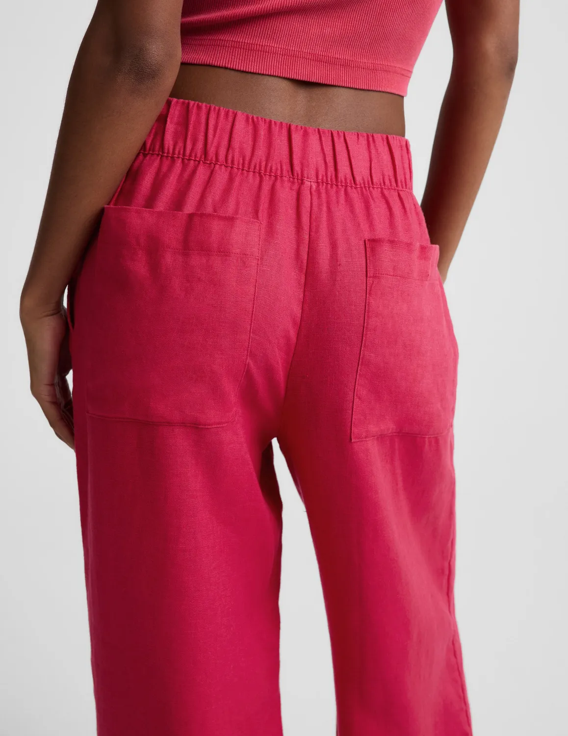 Beyond Yoga SoftWash Linen Easy Wide Leg Pant 31" linnebyxor Berry Red vida