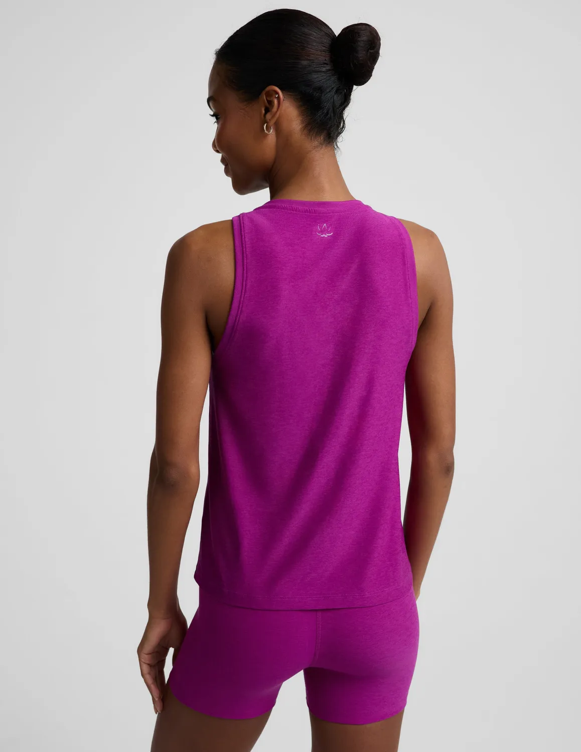 Beyond Yoga Featherweight Rebalance Tank linne Berry Bliss Heather lös