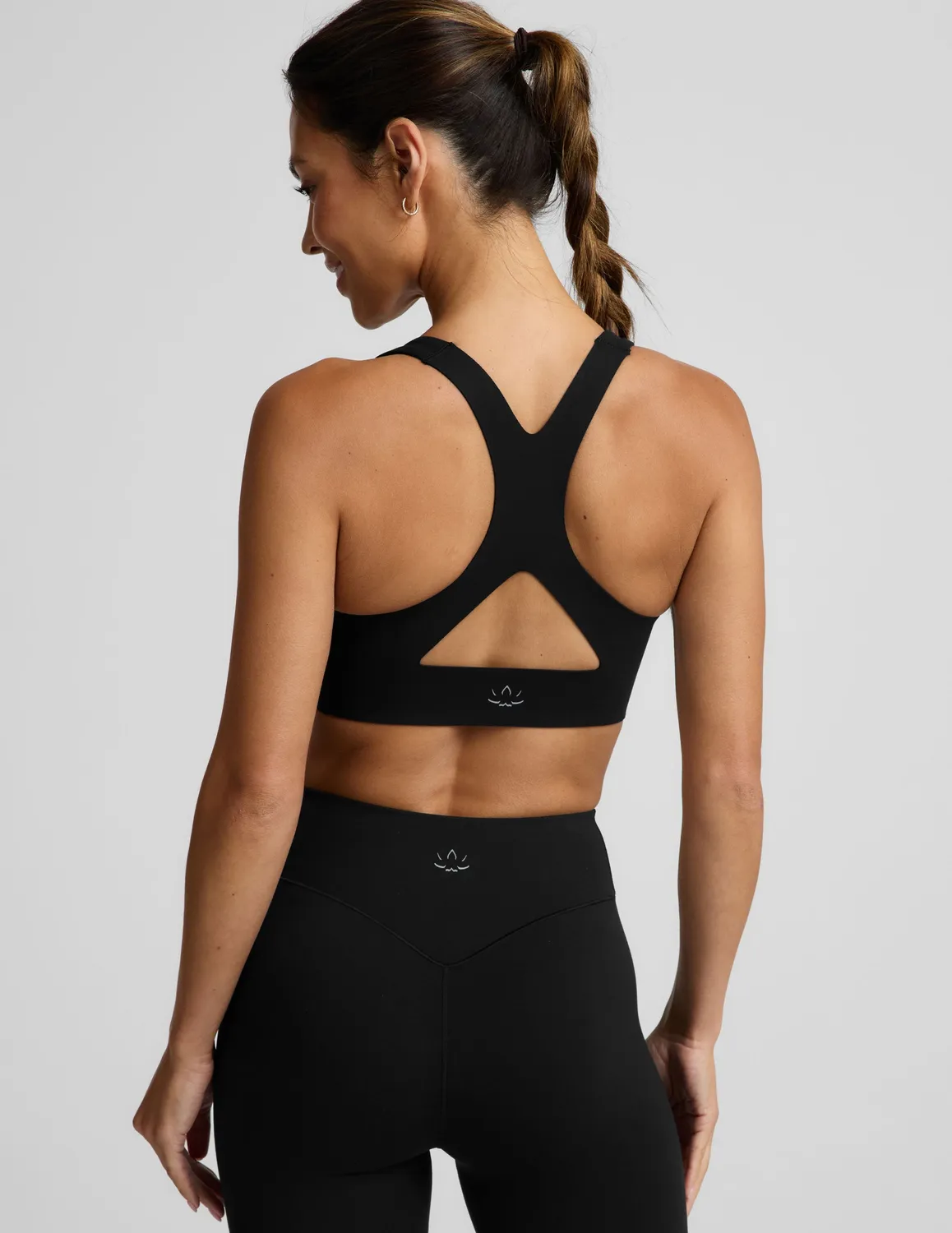 Beyond Yoga Glowzone Medium Impact sport-bh Pitch Black medelstöd