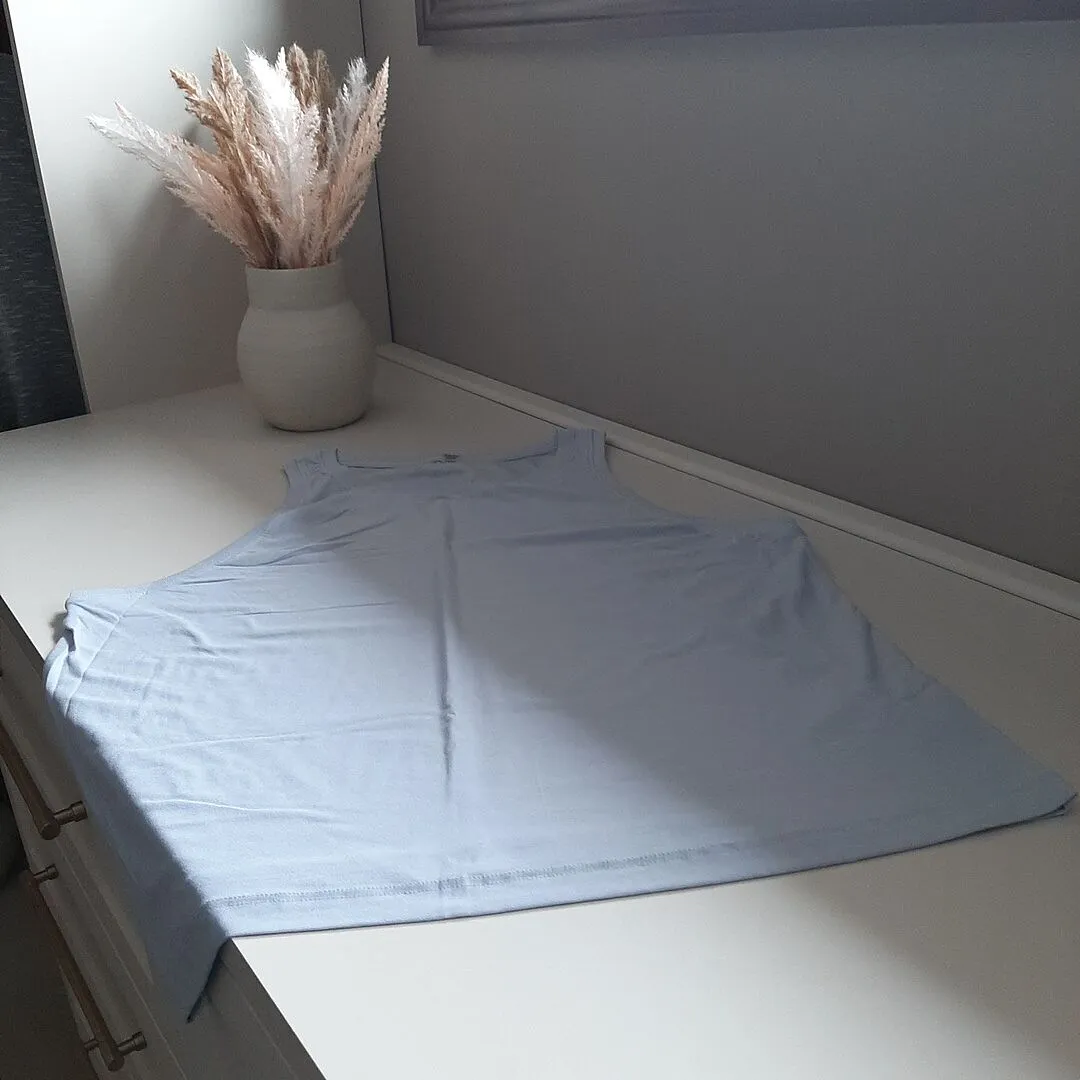 Beyond Yoga Featherweight Rebalance Tank linne Morning Sky Blue lös