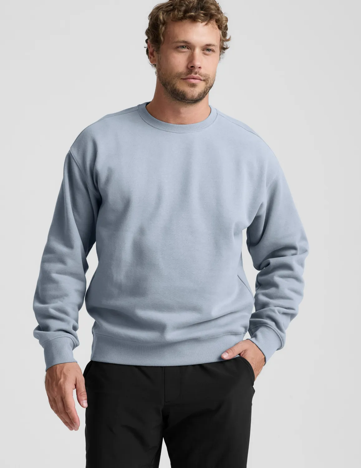 Beyond Yoga LuxeFleece Crewneck sweatshirt herr Dusty Blue mjuk