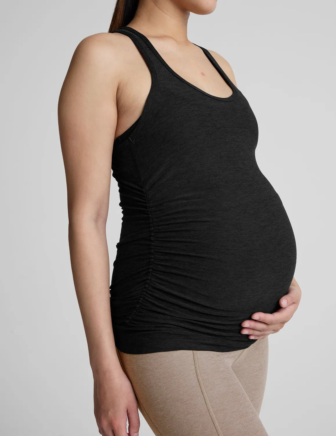Beyond Yoga Featherweight Let It Grow Maternity Tank mammalinne Darkest Night
