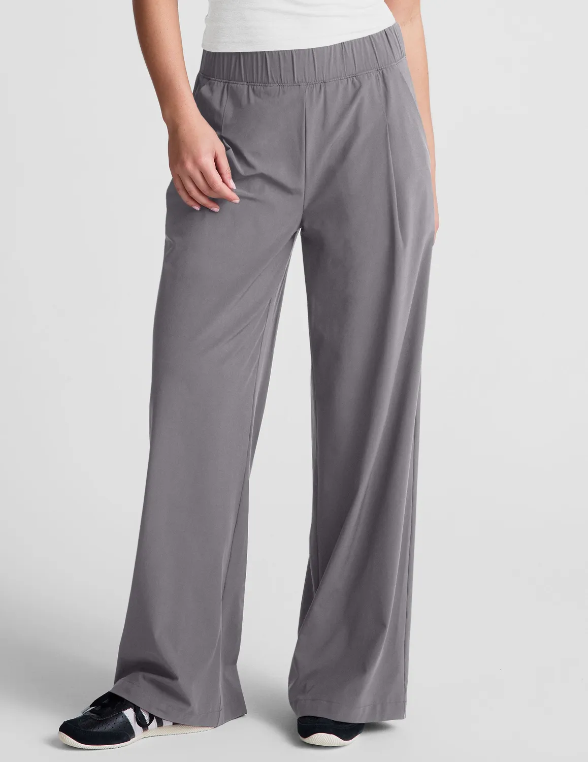 Beyond Yoga Easy Wide Leg Pant 31" byxor Cloud Gray ljusgrå