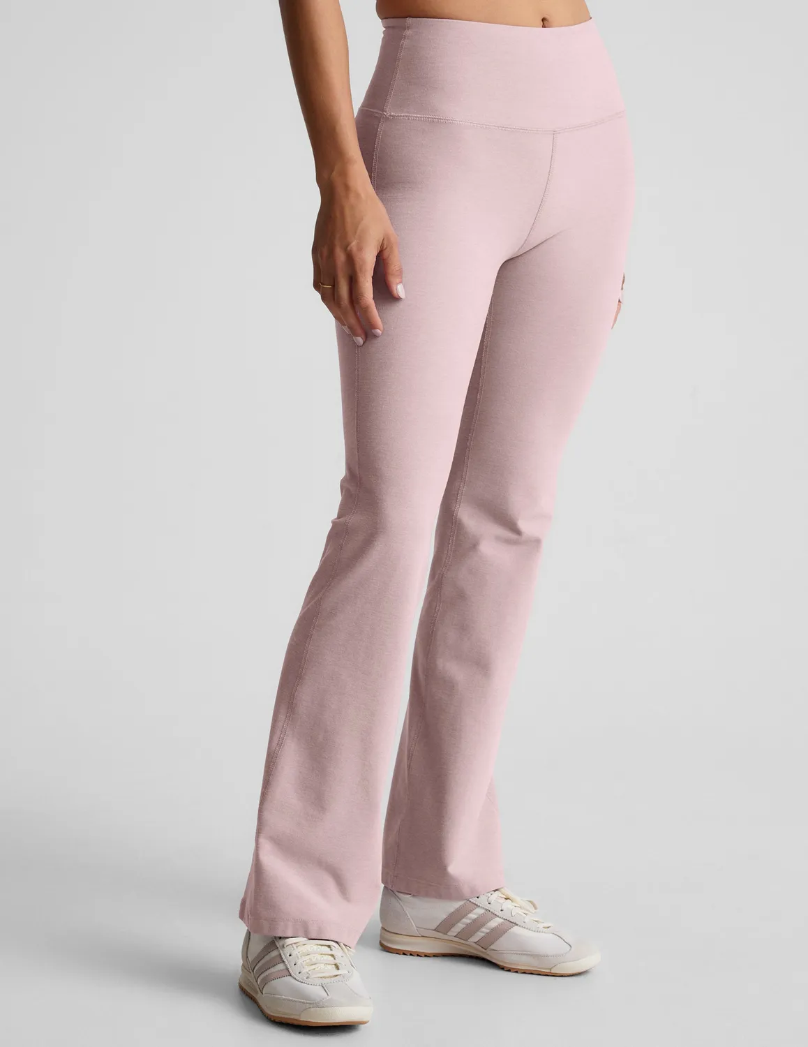 Beyond Yoga Spacedye Practice High Waisted Bootcut Pant yogabyxor Pale Pink Heather