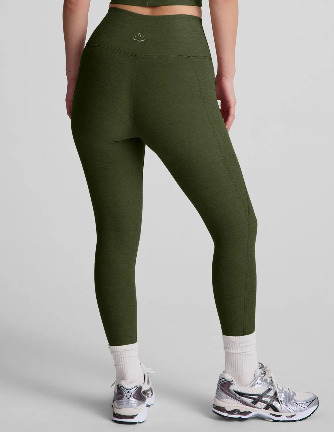 Beyond Yoga Spacedye Out Of Pocket High Waisted Capri Legging 26" leggings Army Green Heather