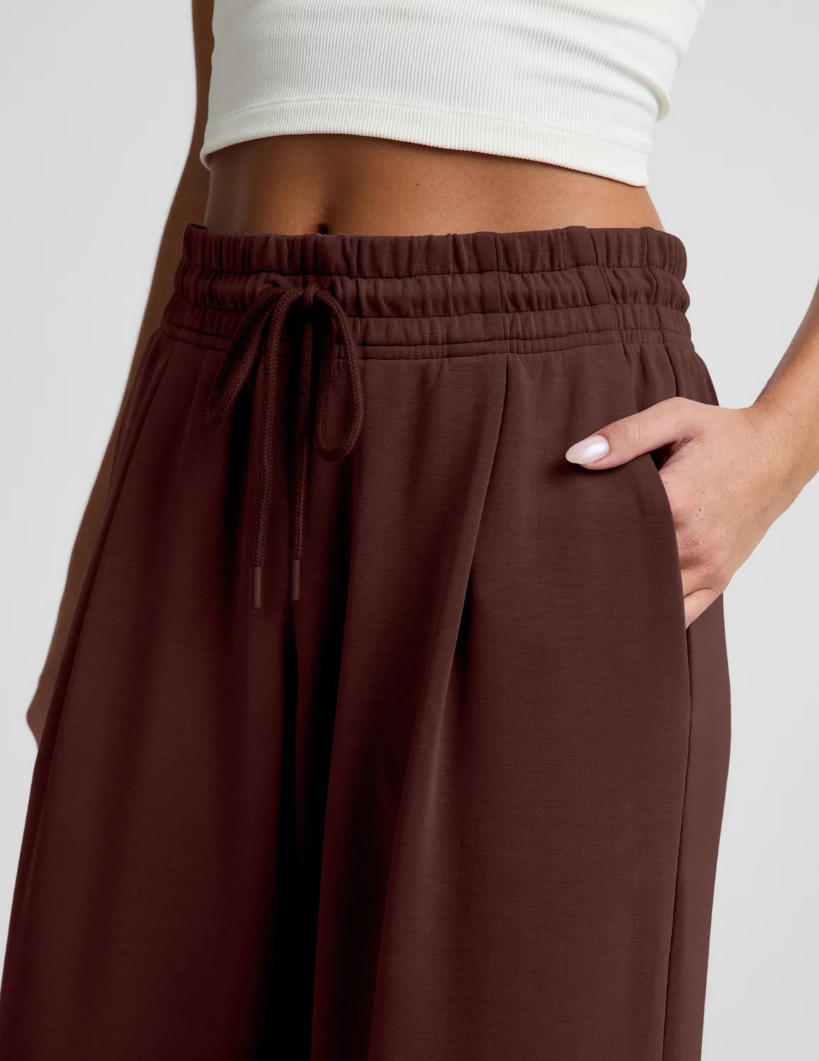 Beyond Yoga Luxe Sandwash Double Knit Wide Leg byxor Iced Mocha hög midja