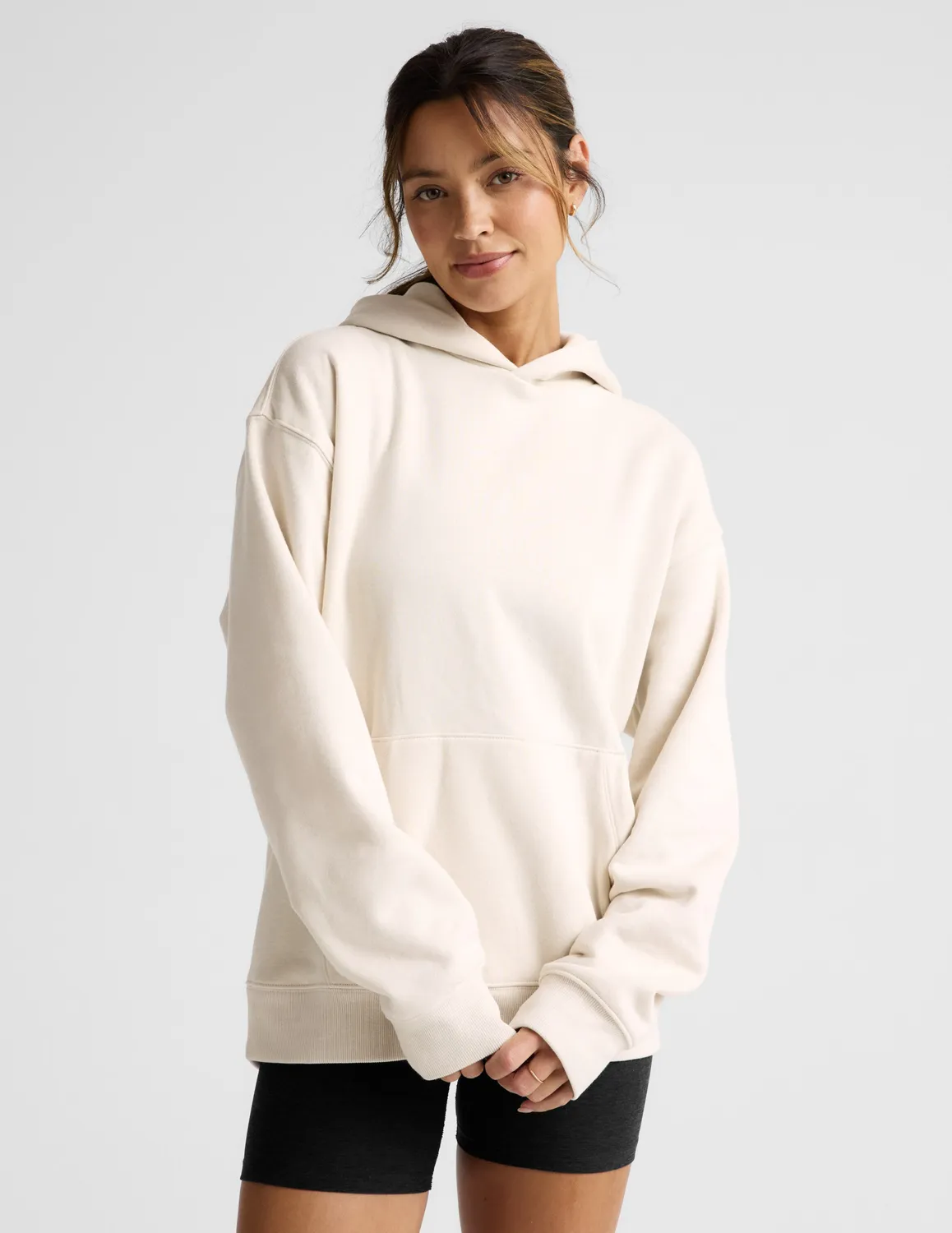 Beyond Yoga LuxeFleece Classic hoodie bone lös passform