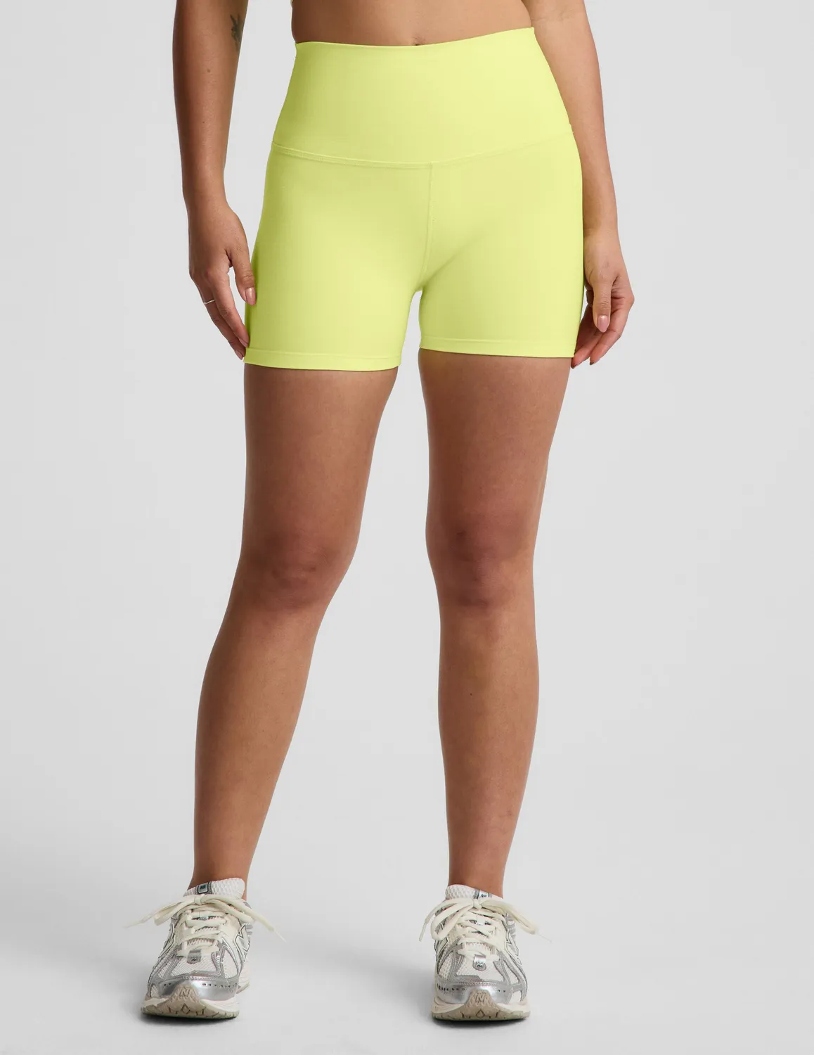 Beyond Yoga Spacedye Keep Pace 3" Short träningsshorts Electric Lime Heather