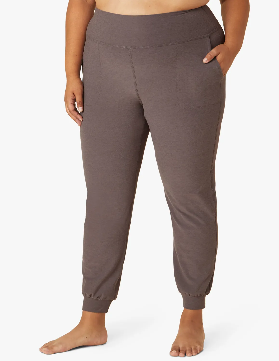 Beyond Yoga Spacedye Midi Jogger mjukisbyxor Woodland Heather fickor