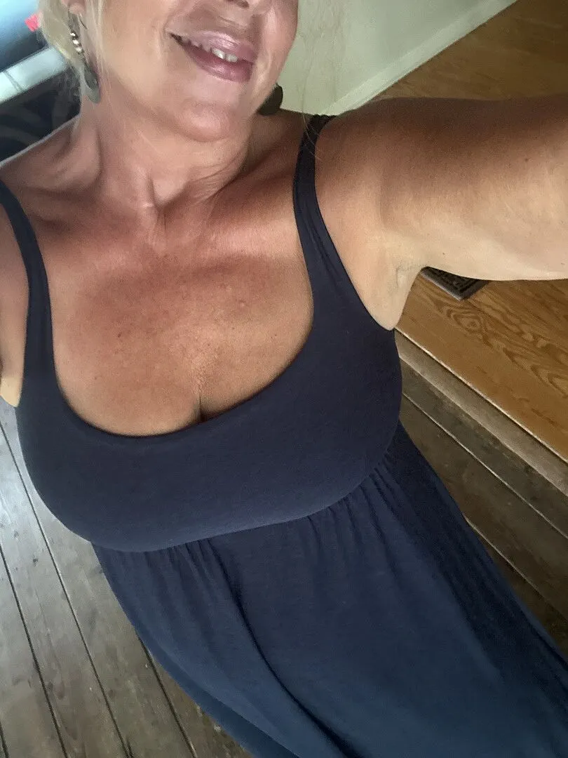 Beyond Yoga Featherweight Endless Summer maxiklänning hallonröd lätt